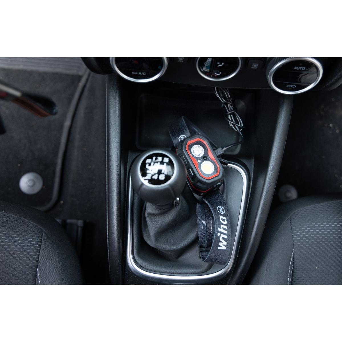 Wiha Stirnlampe 500 lm mit Bewegungssensor mit USB-C-Ladekabel