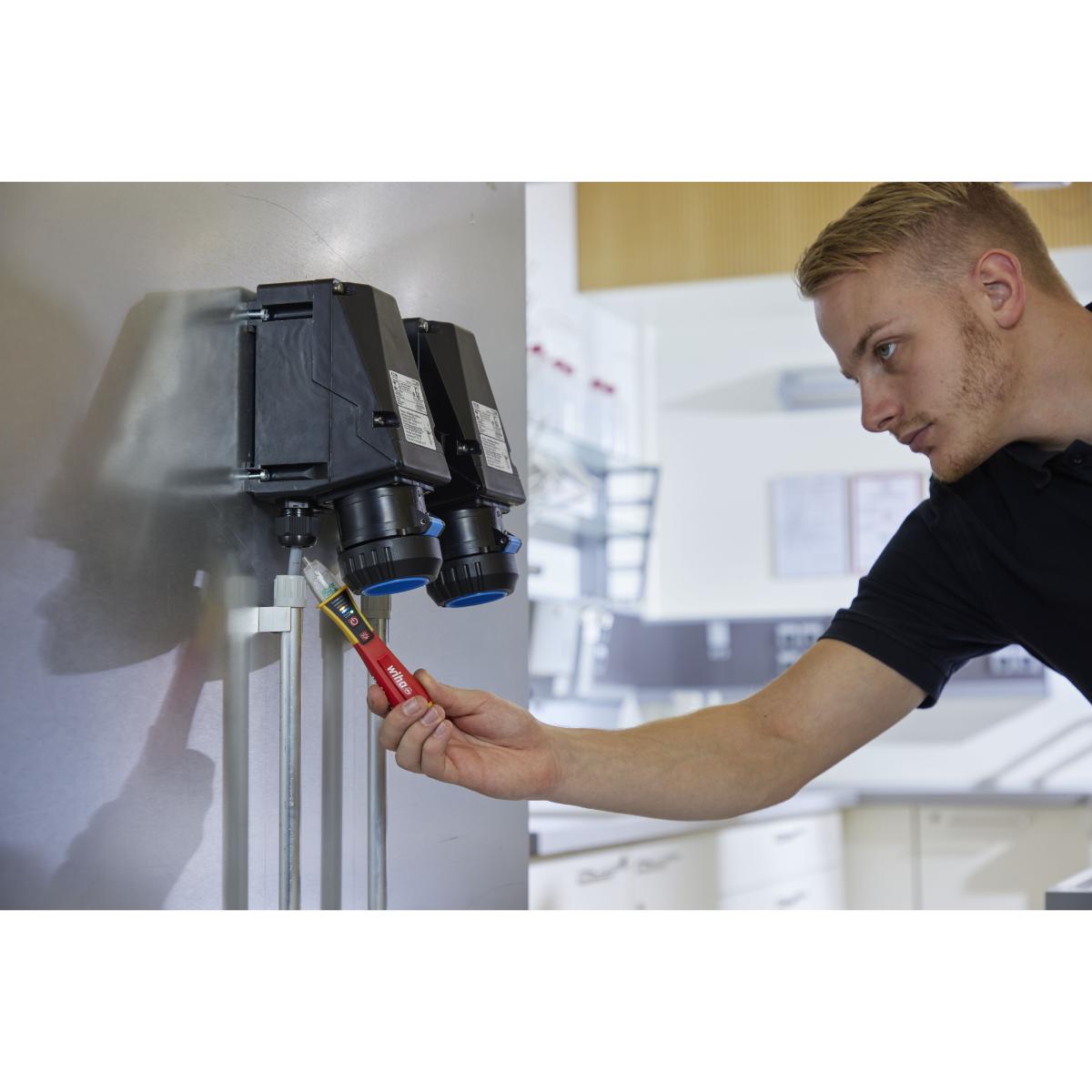 Wiha Spannungsprüfer Volt Detector EX-geschützt, berührungslos, einpolig, 12 – 1.000 V AC mit 2x AAA-Batterien