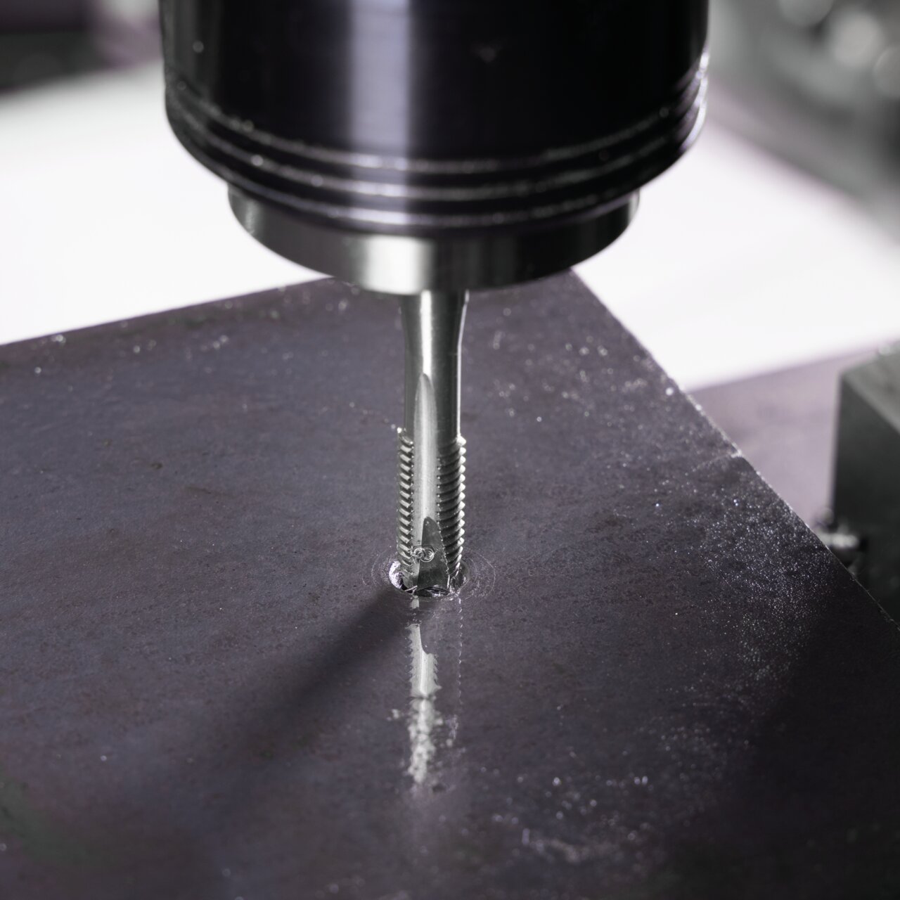 RUKO Maschinengewindebohrer M DIN 371 HSS mit verstärktem Schaft Form B M2