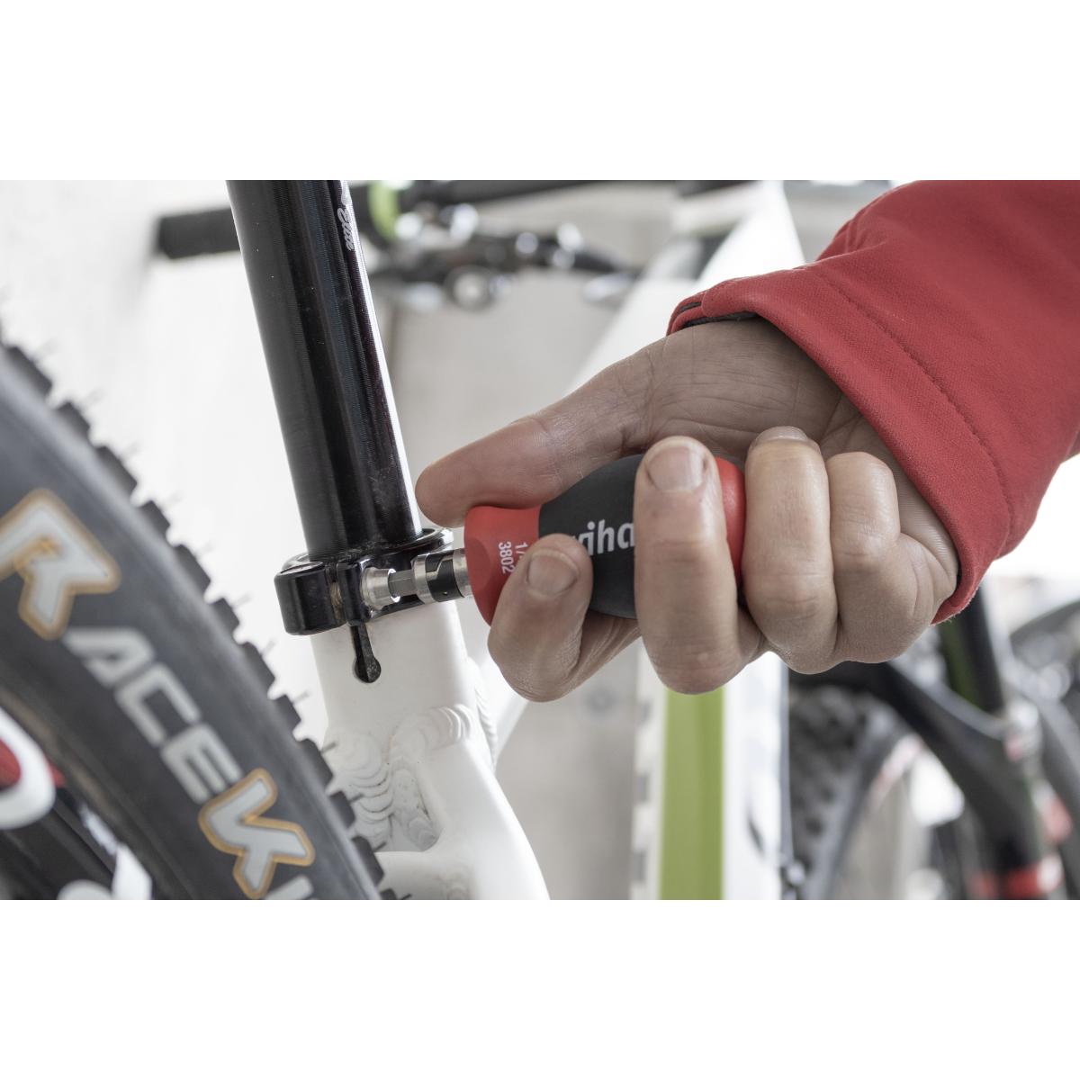 Wiha Schraubendreher mit Bit Magazin Stubby gemischt mit 7 Doppelbits