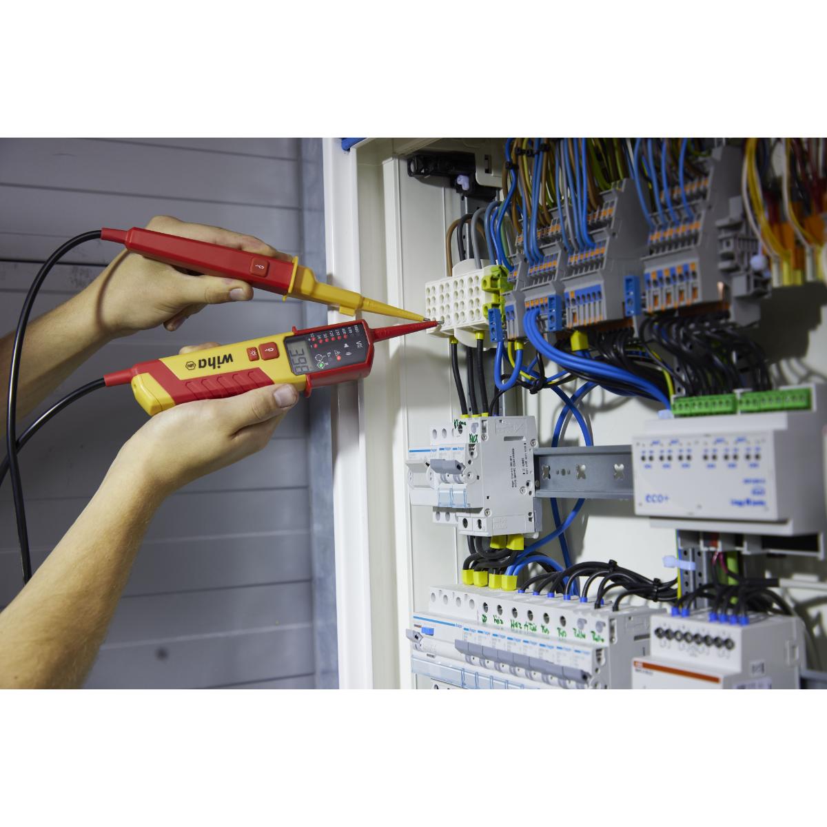 Wiha Spannungs- und Durchgangsprüfer 0,5 - 1.000 V AC, CAT IV mit 2x AAA-Batterien