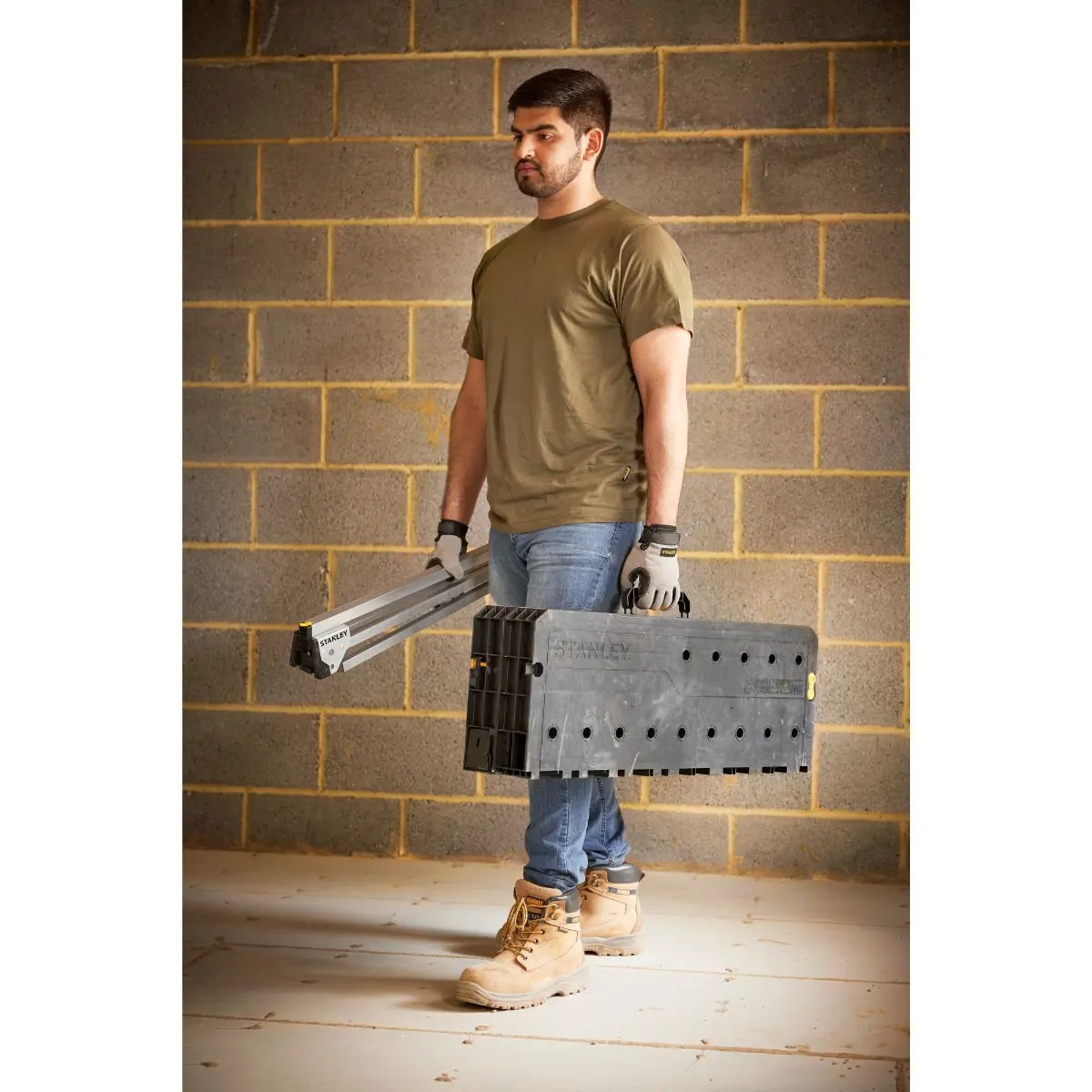 STANLEY Tragbare Essential Werkbank
