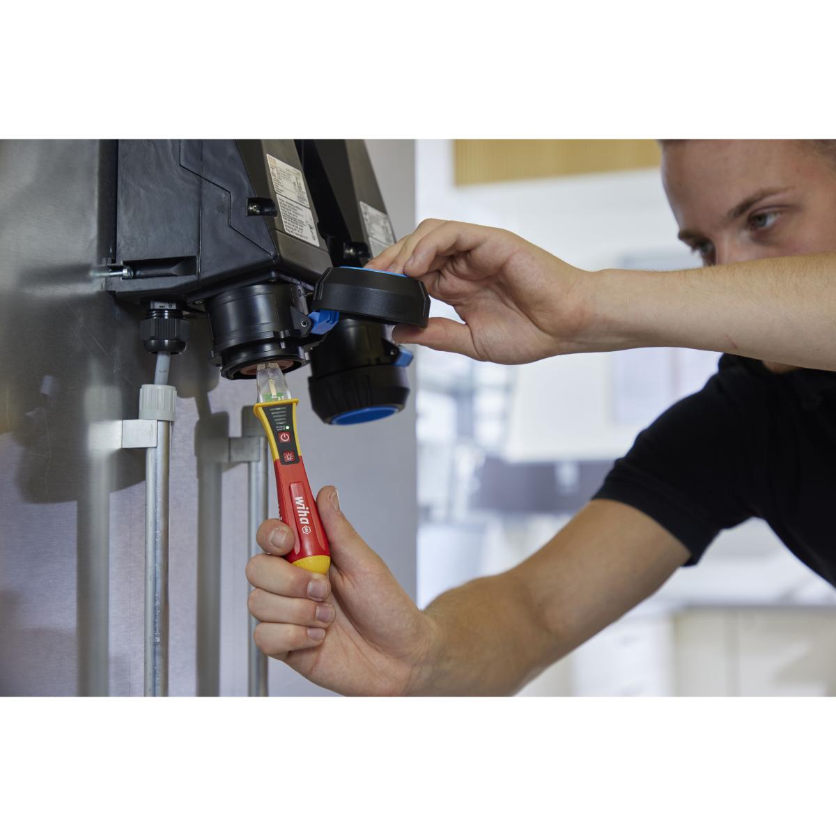 Wiha Spannungsprüfer Volt Detector EX-geschützt, berührungslos, einpolig, 12 – 1.000 V AC mit 2x AAA-Batterien