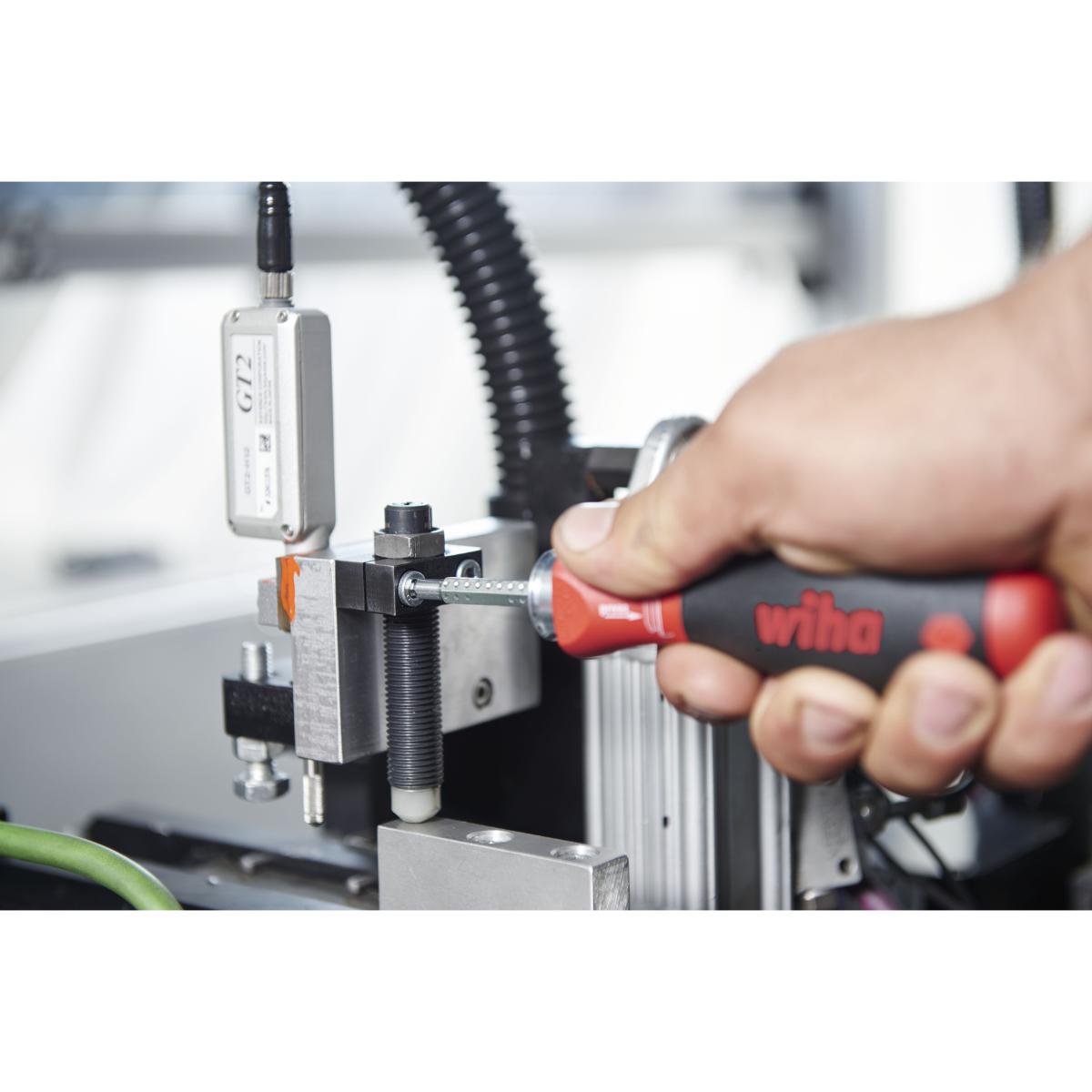 Wiha Schraubendreher mit Wechselklingen Set SYSTEM 6 Sechskant-Steckschlüssel 13-teilges Set mit Rolltasche