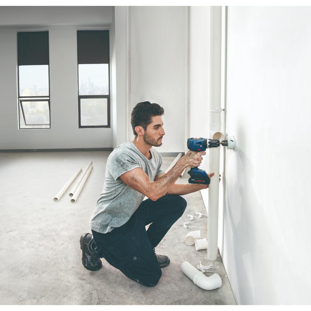 Bosch Combo Kit 18V-Set mit 5 Werkzeugen: GSB + GBH + GWS + GSA + GLI + 3 x Akku
