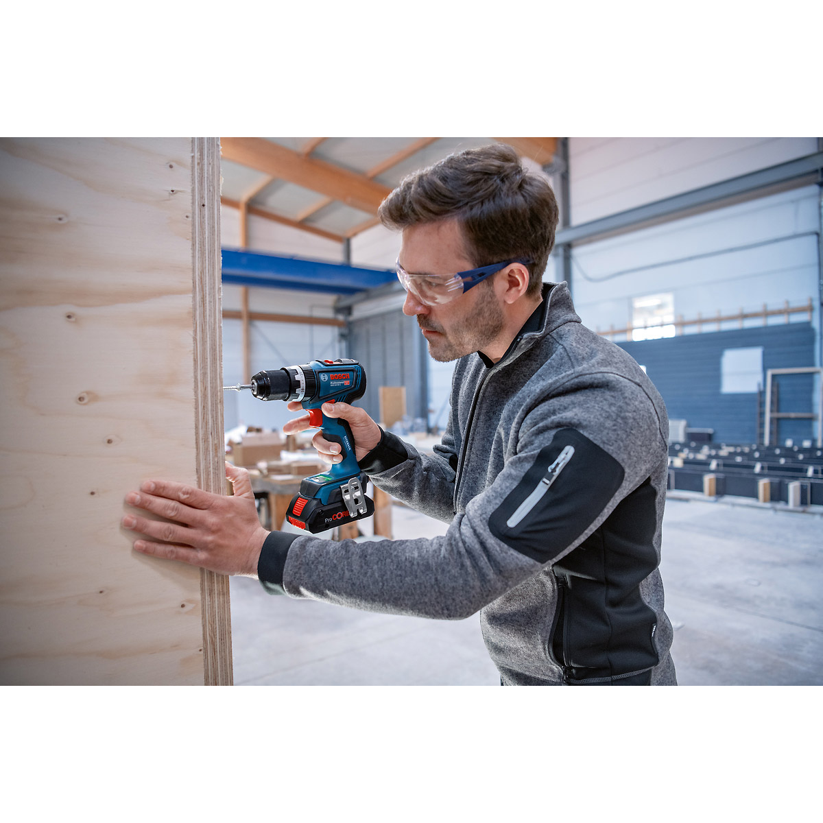 Bosch Schlagbohrschrauber GSB 18V-90C in L-BOXX 136 mit 2 x Li-Ion-Akku 4,0 Ah, Schnellladegerät