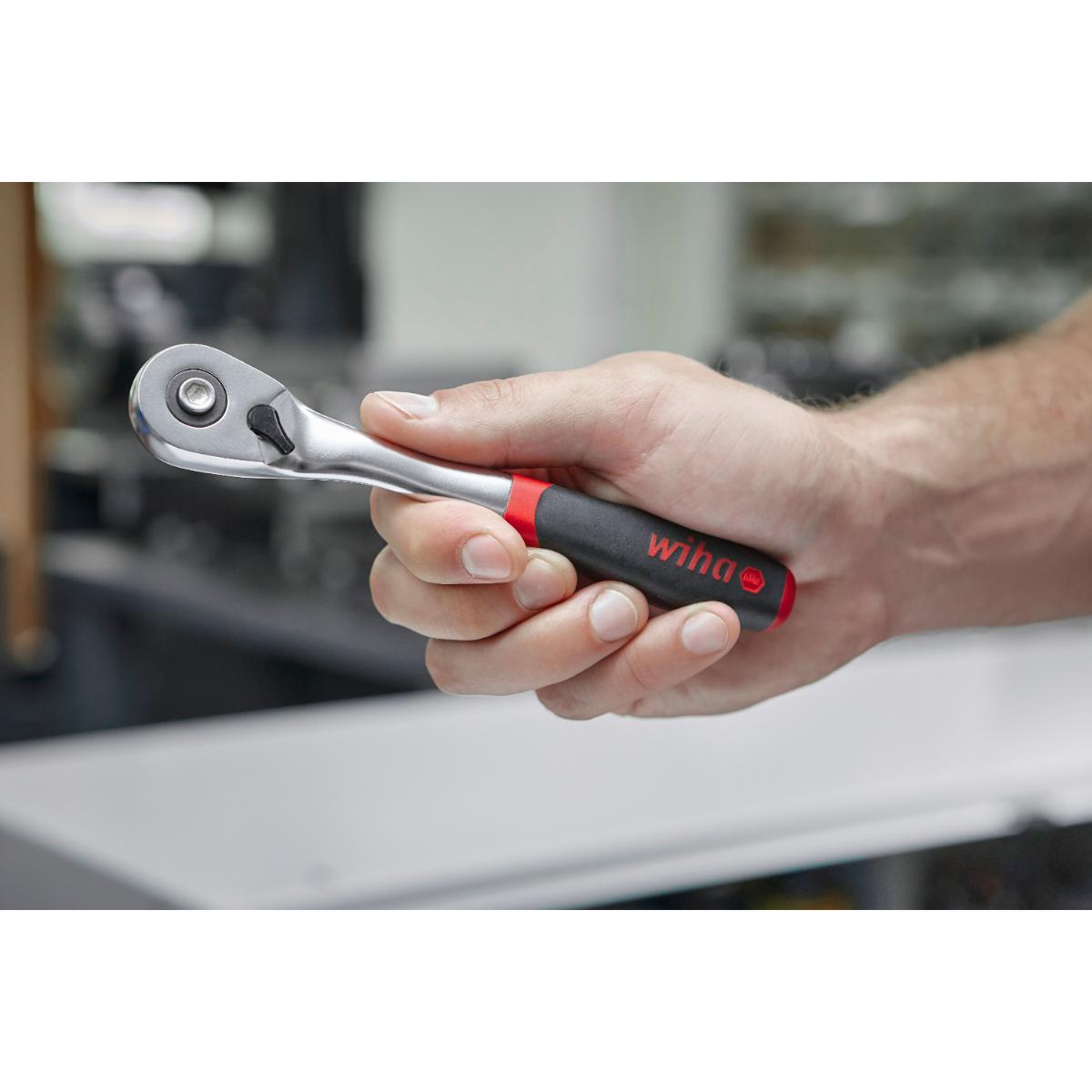 Wiha Umschaltknarre 3/8 zoll mit Druckknopf und Kugelsicherung