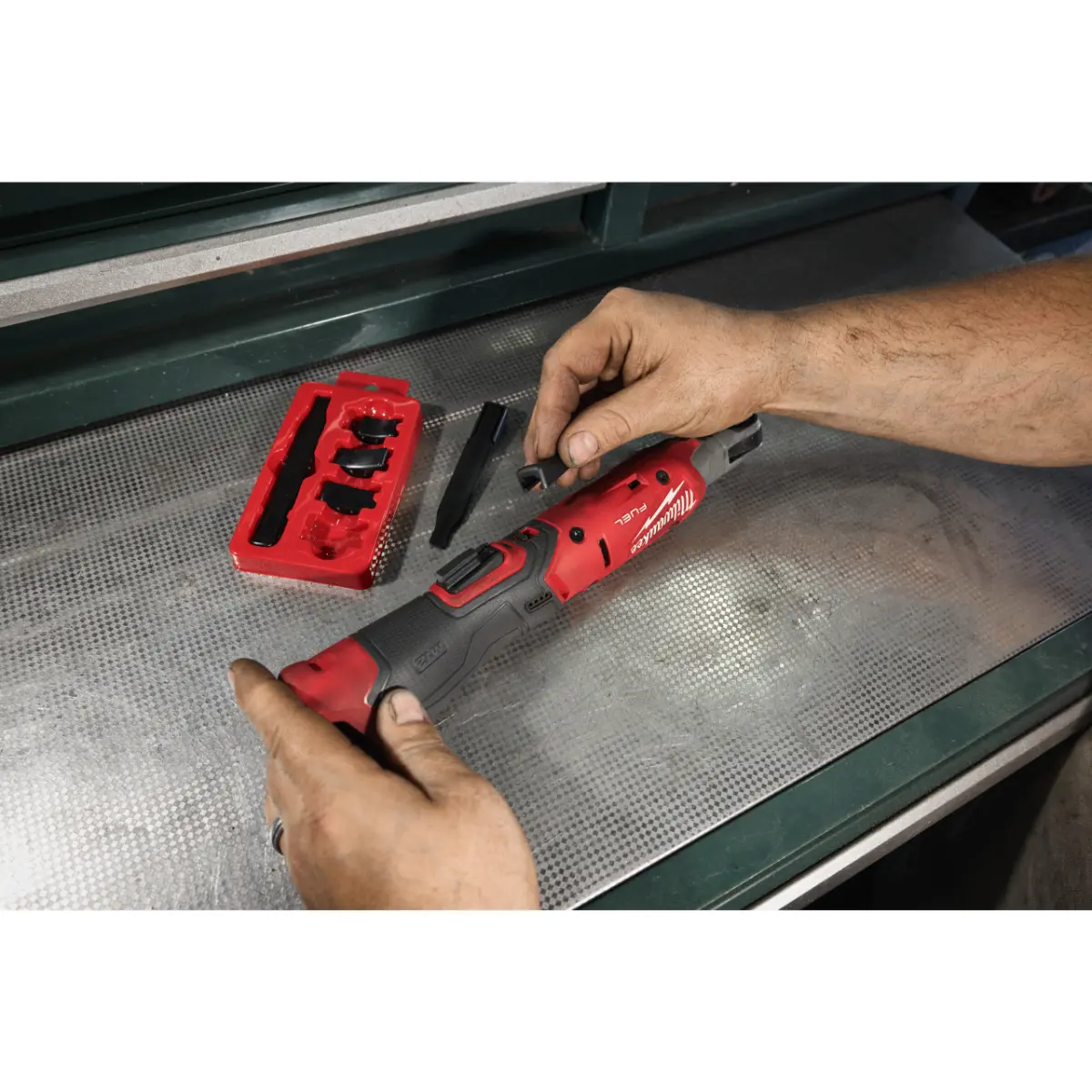 Milwaukee Auslöser Kit für M12 FUEL 1/4˝-, 3/8˝- und 1/2˝-Ratschen (M12 FIR14G2, M12 FIR38G2 und M12 FIR12G2) FR-MT