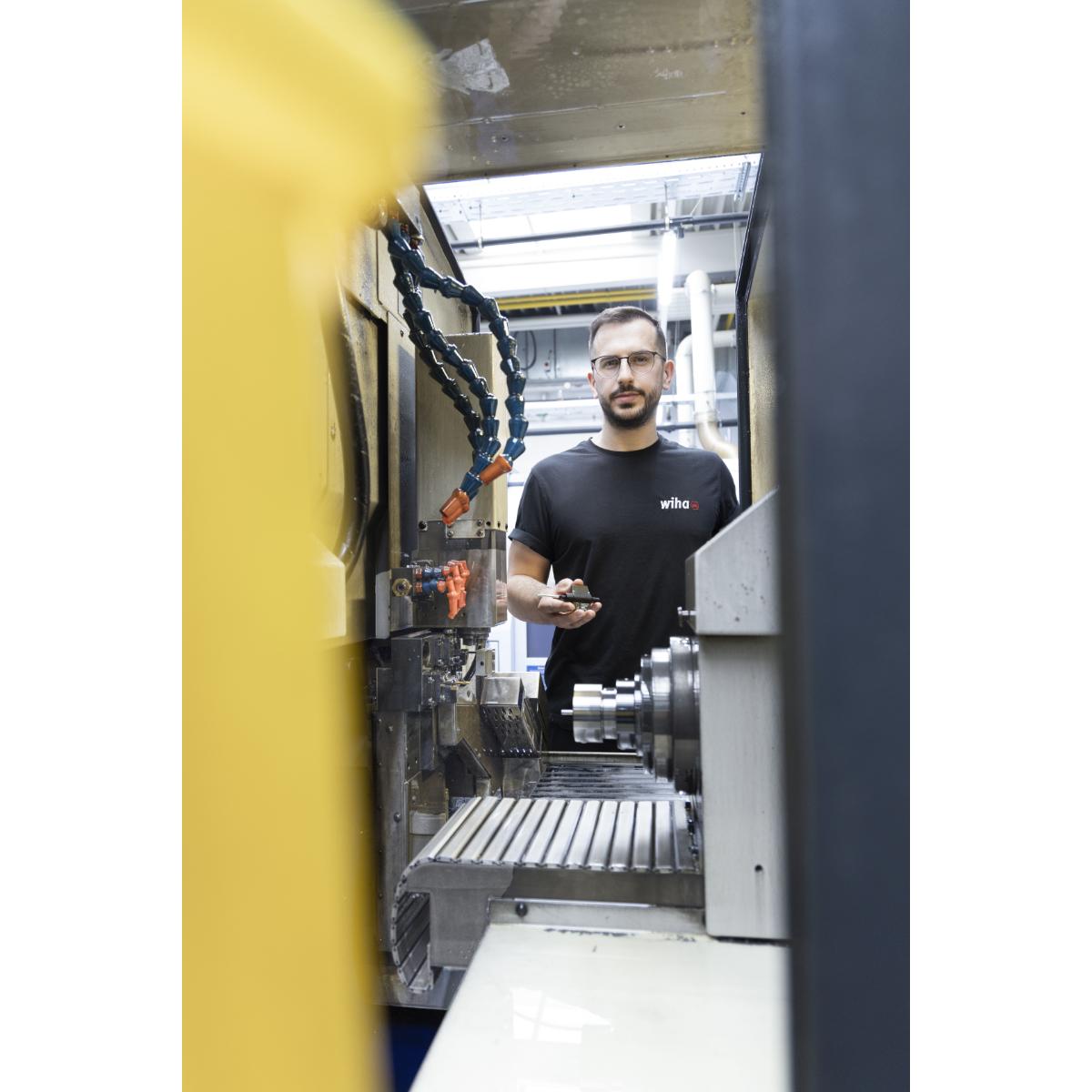 Wiha Drehmoment-Schraubendreher mit Schlüsselgriff easyTorque Key fest voreingestellte Drehmomentbegrenzung