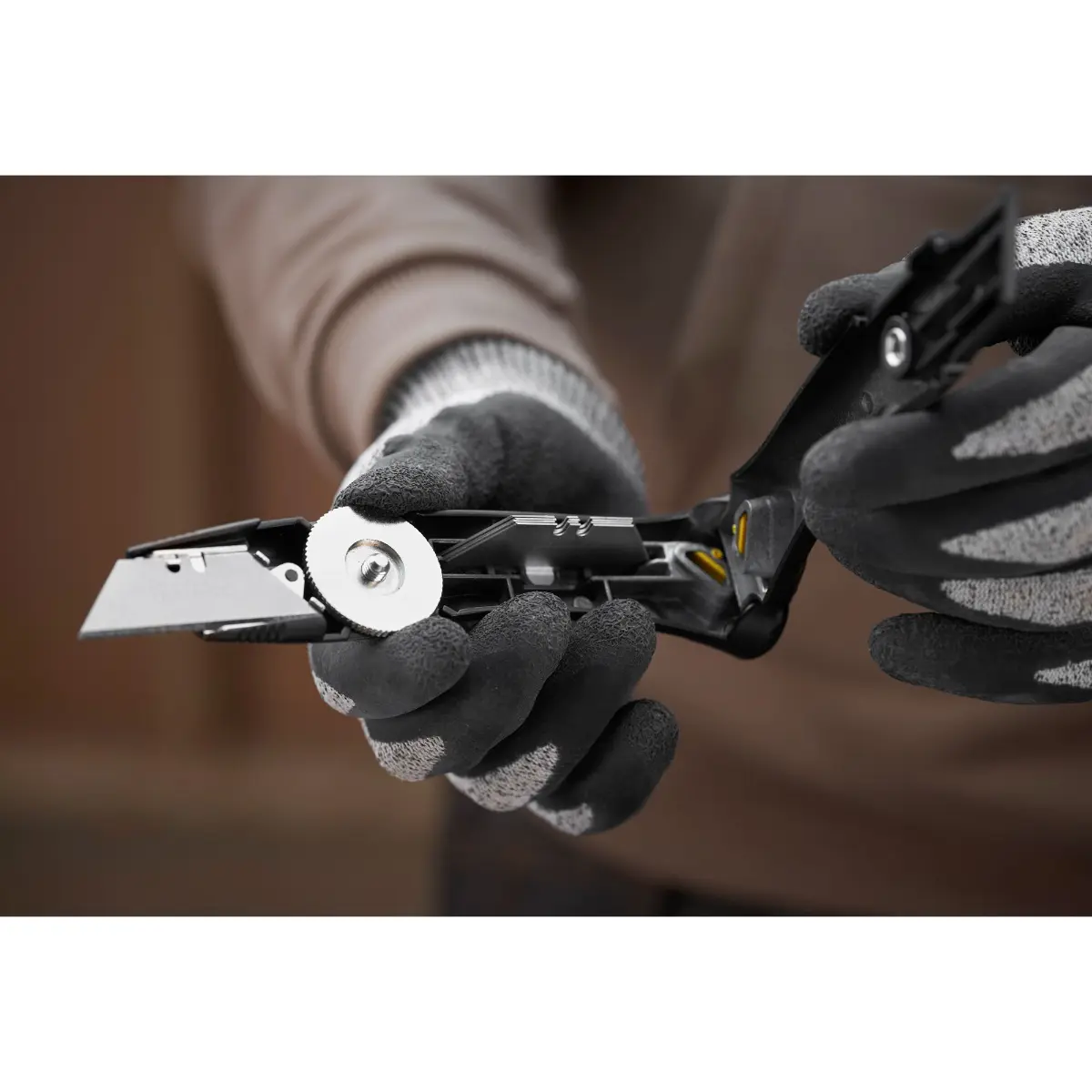 STANLEY FATMAX Universalmesser mit feststehender Klinge, schwarz, inklusive Kunststoffköcher, zwei Trapezklingen und einer Hakenklinge