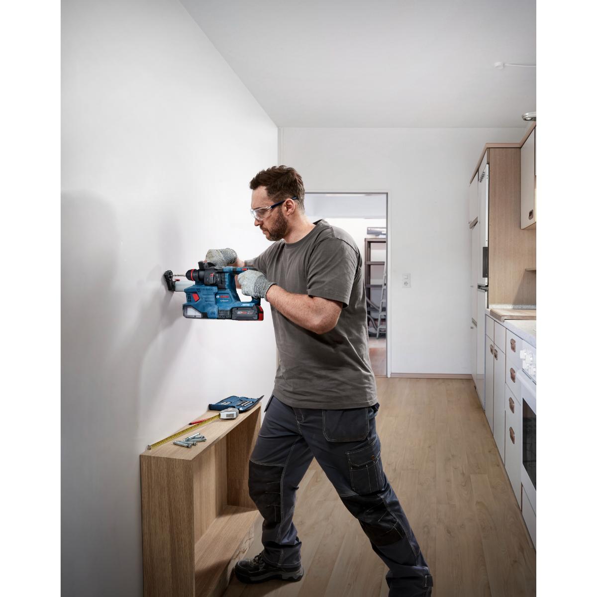 Bosch Akku-Bohrhammer mit ONECHUCK GBH 18V-22 X in L-BOXX 136