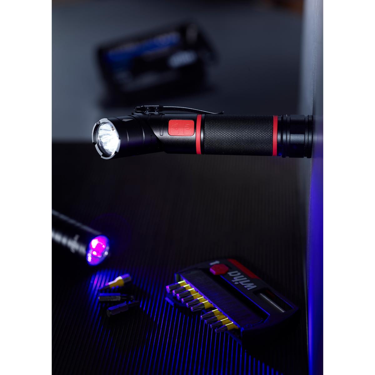 Wiha Taschenlampe mit LED, Laser und UV Licht mit 3x AAA-Batterien