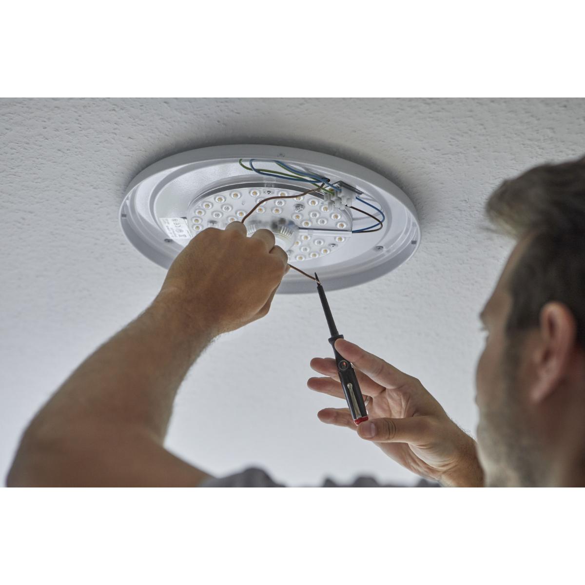 Wiha Spannungsprüfer 150-250 Volt Schlitz schwarz, mit Ansteckclip