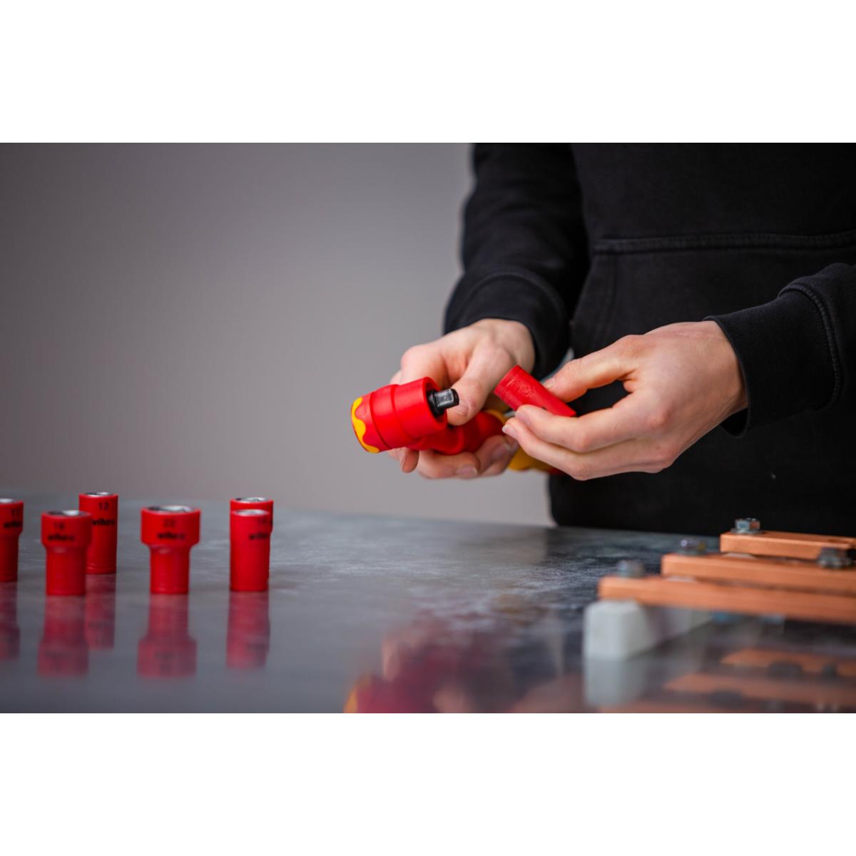 Wiha Drehmomentschlüssel electric 3/8 zoll für Steckschlüssel, variabel einstellbare Drehmomentbegrenzung