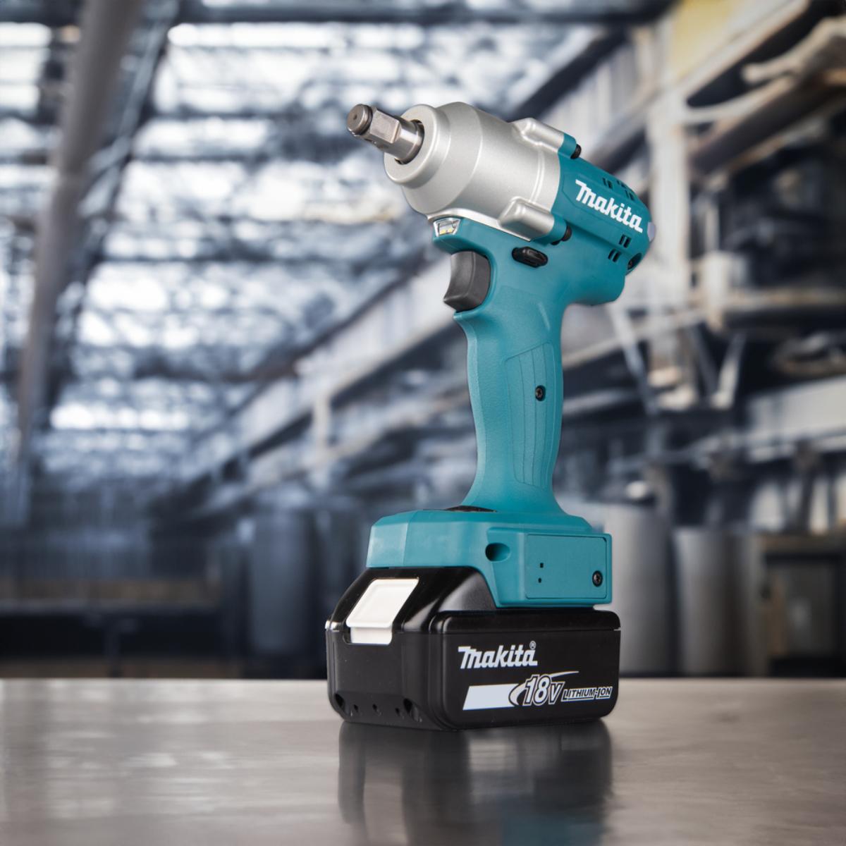 Makita Akku-Abschaltschlagschrauber 18V 0-2.800 min⁻¹ 260 Nm 1/2 Zoll
