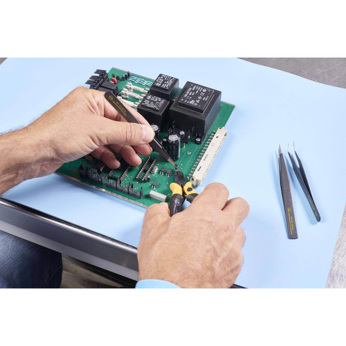 Wiha SMD-Pinzette Set Professional ESD gemischt 5-teilges Set mit Box