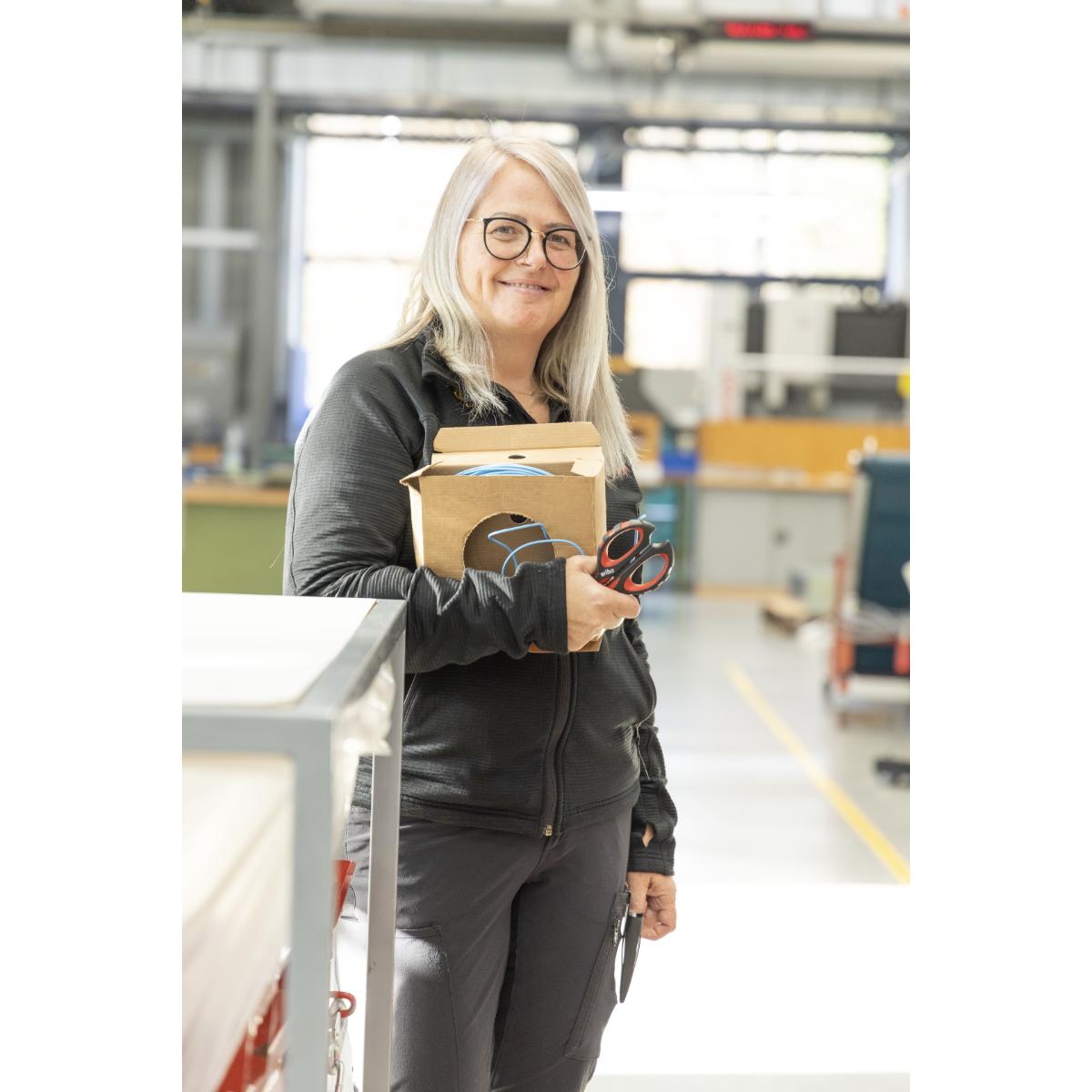 Wiha Elektrikerschere mit Crimpfunktion 1 - 5 mm²