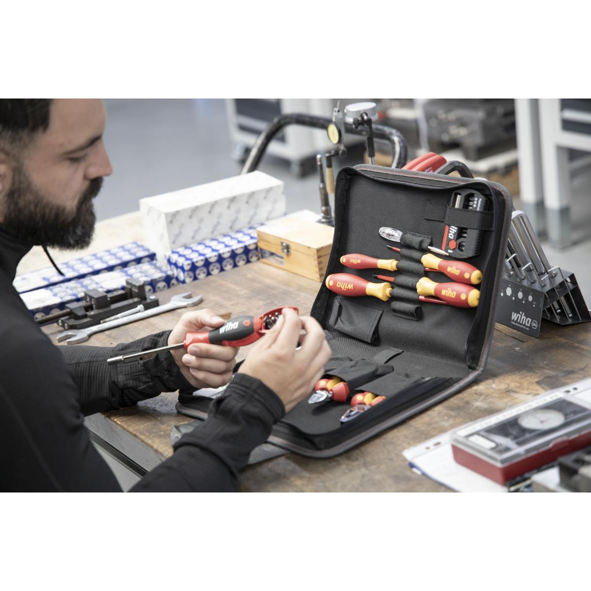 Wiha Werkzeug Set Elektriker gemischt 32-teilges Set mit Werkzeugmappe