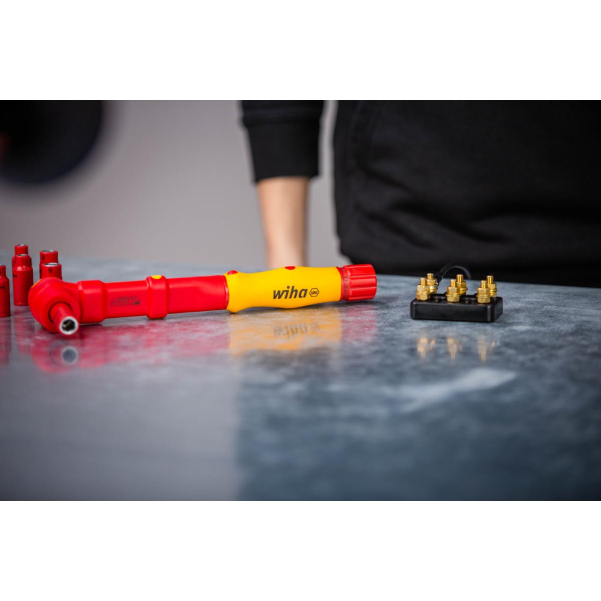 Wiha Drehmomentschlüssel electric 1/4 zoll für Steckschlüssel, variabel einstellbare Drehmomentbegrenzung