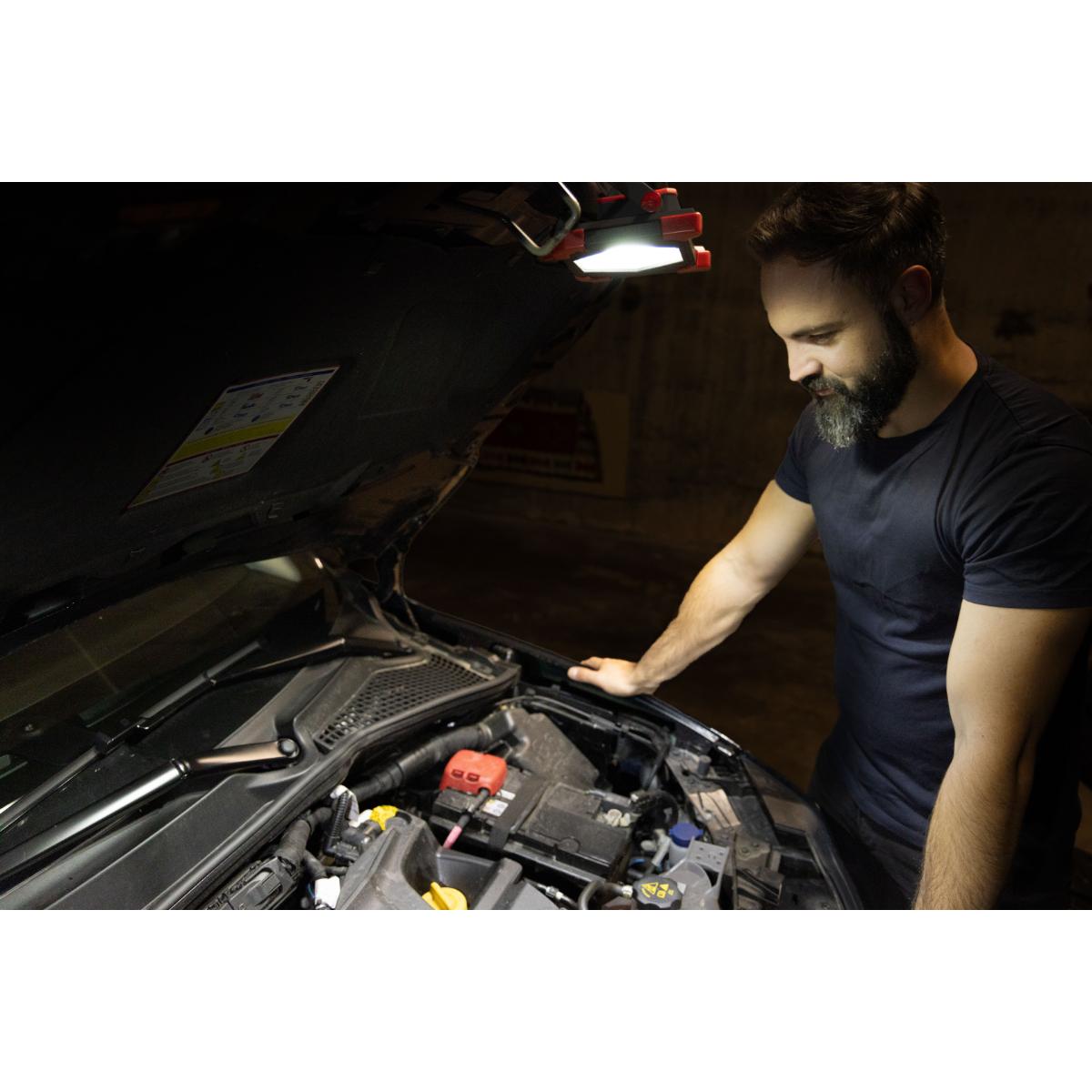 Wiha Akku-Baustrahler 30W, 3.000 lm mit USB-C-Ladekabel