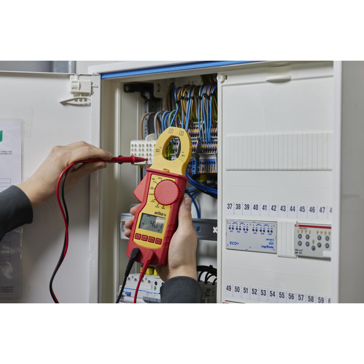 Wiha Strommesszange bis 1.000 V AC, CAT IV mit 2x AAA-Batterien