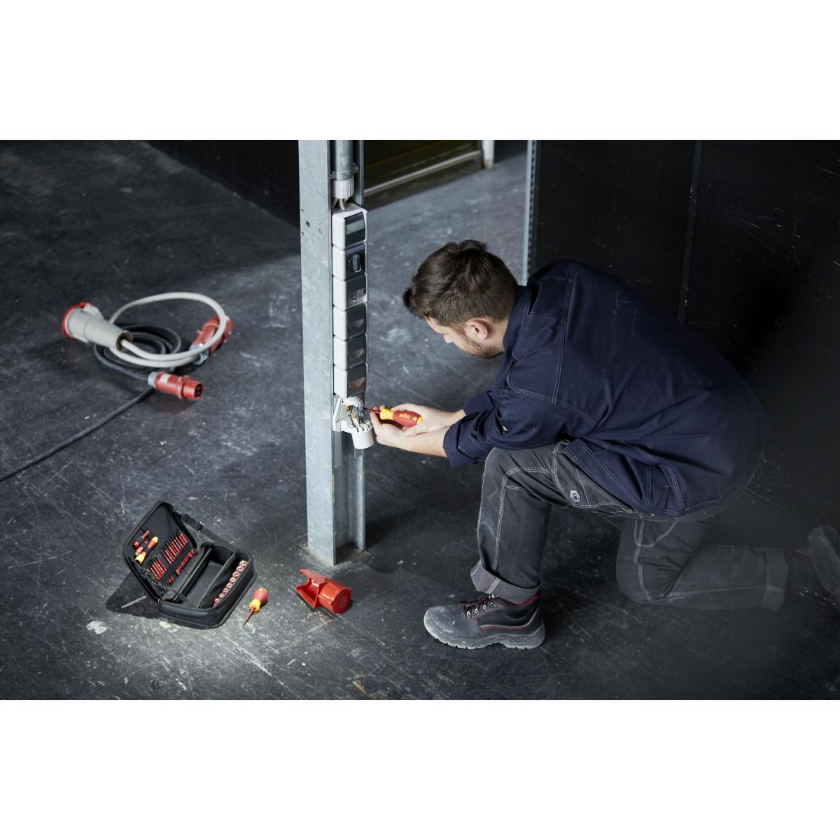 Wiha Werkzeug Set slimVario electric gemischt 32-teilges Set mit Funktionstasche