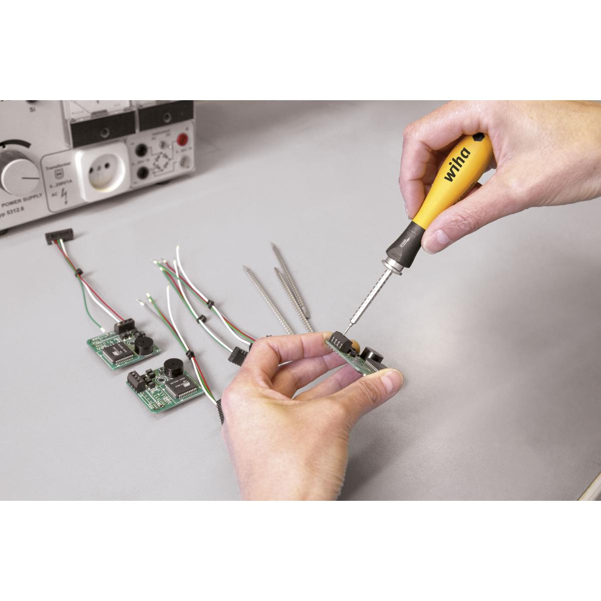 Wiha Schraubendrehergriff SoftFinish -telescopic ESD für SYSTEM 4 Wechselklinge