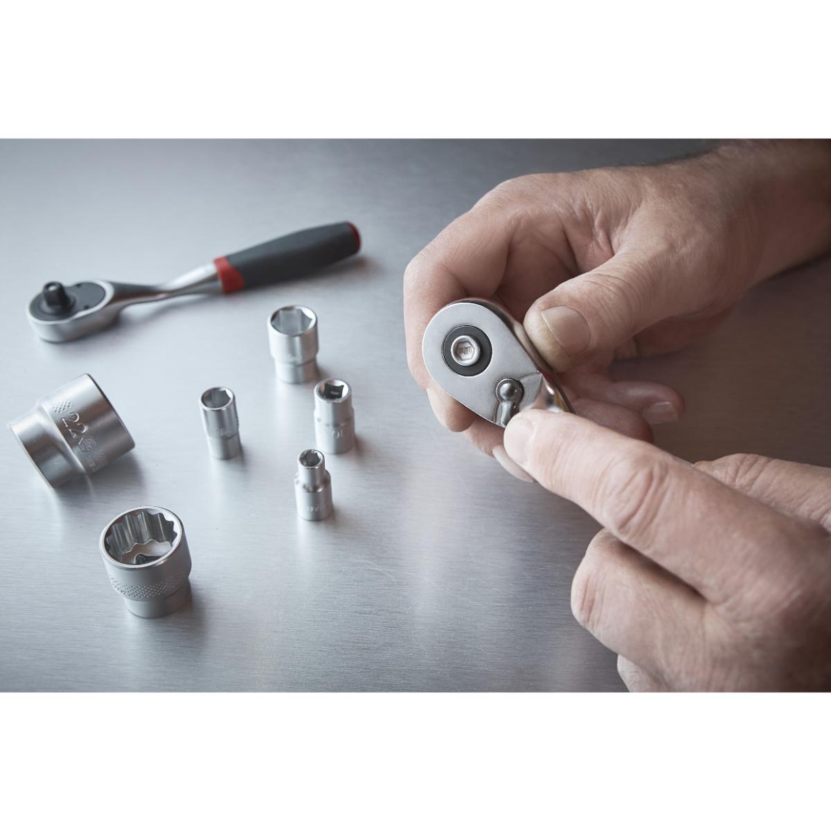 Wiha Umschaltknarre 3/8 zoll mit Druckknopf und Kugelsicherung