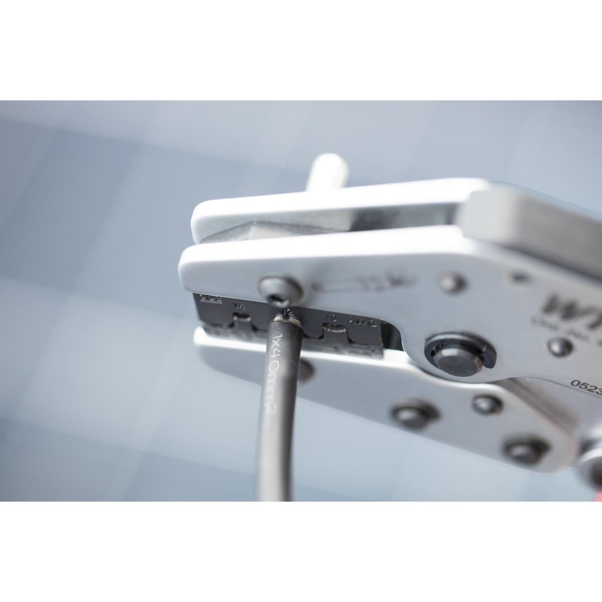 Wiha Crimpwerkzeug für MC4-Verbinder 2,5 - 6 mm²