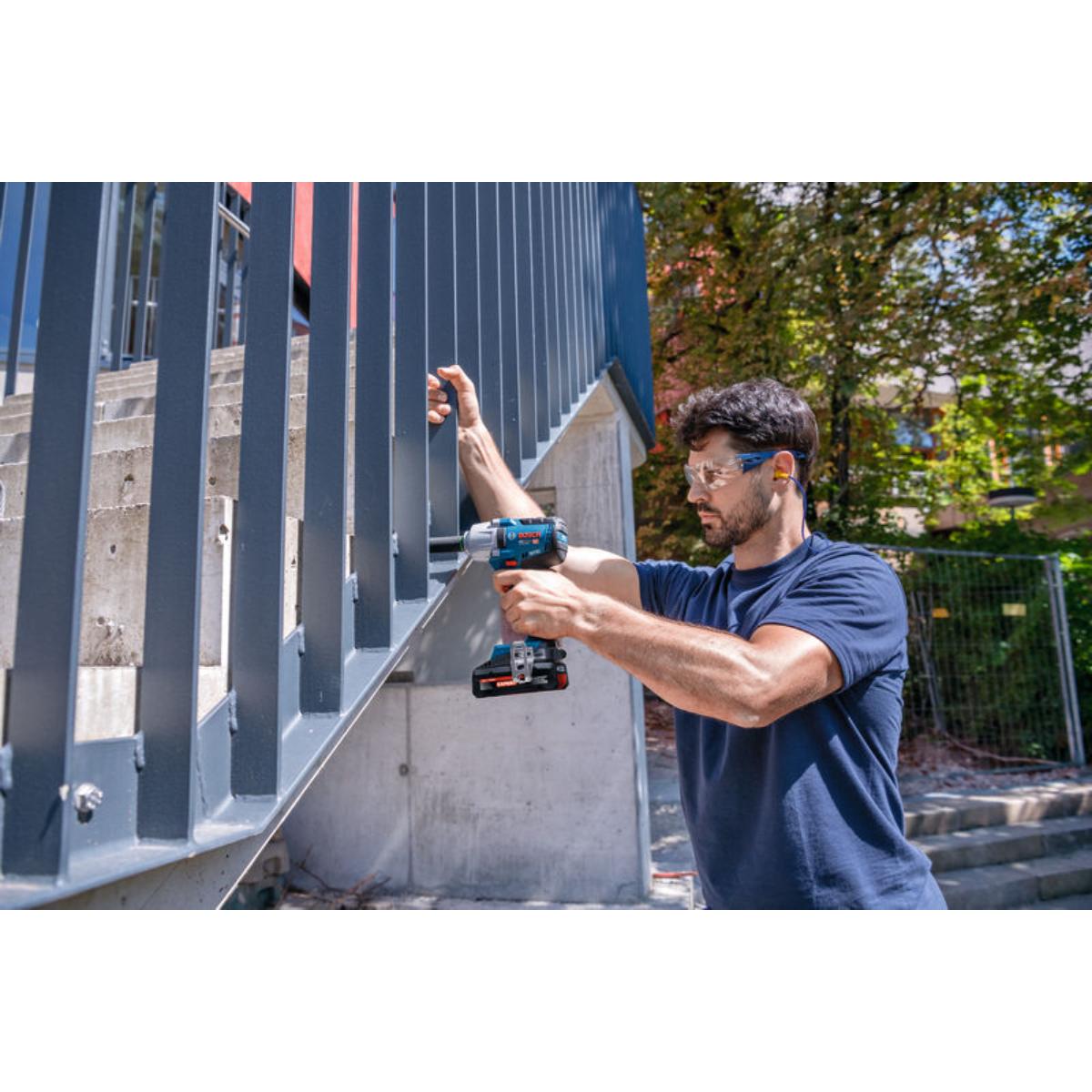 Bosch Akku-Drehschlagschrauber GDS18V-450H