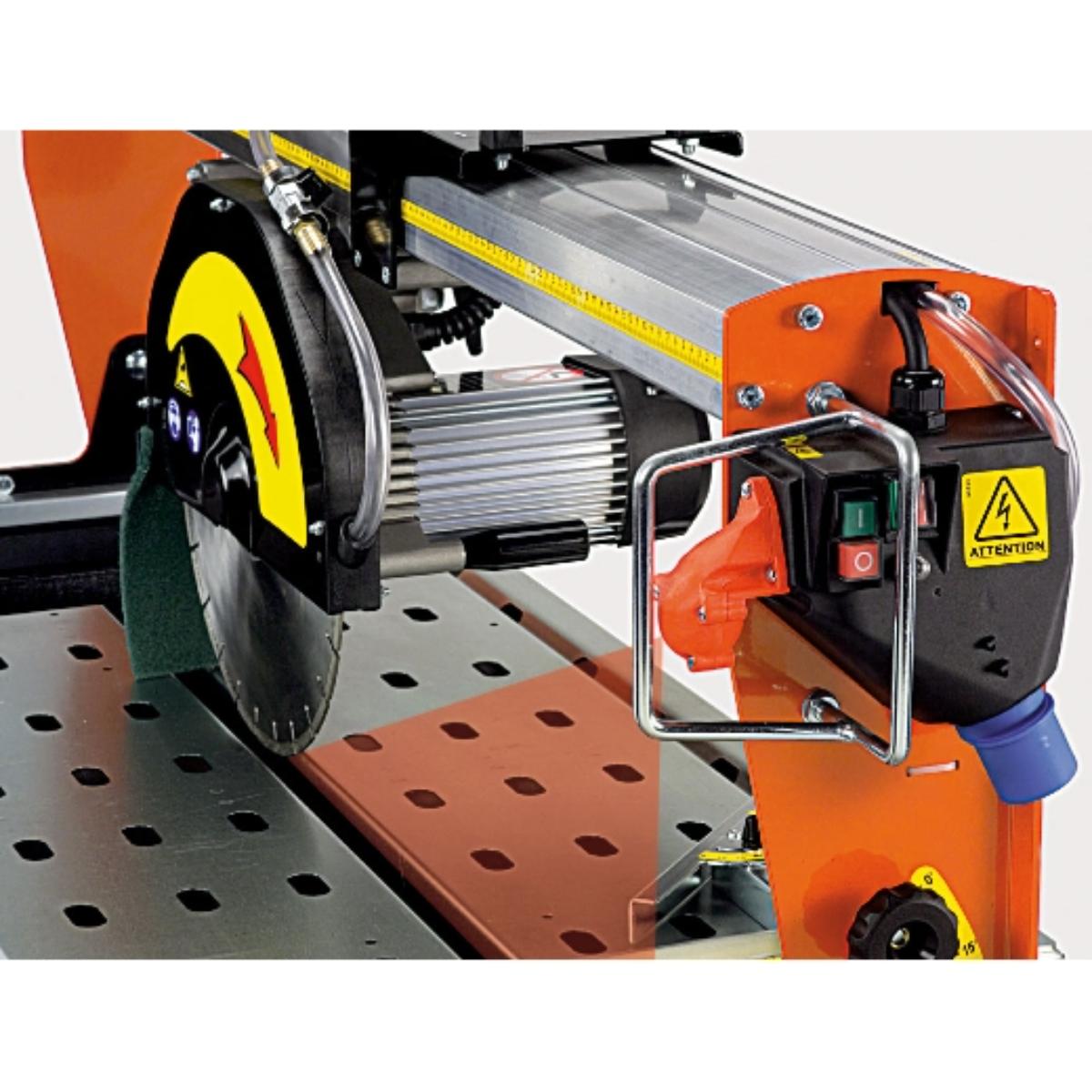 ELMAG Laserschnittanzeige