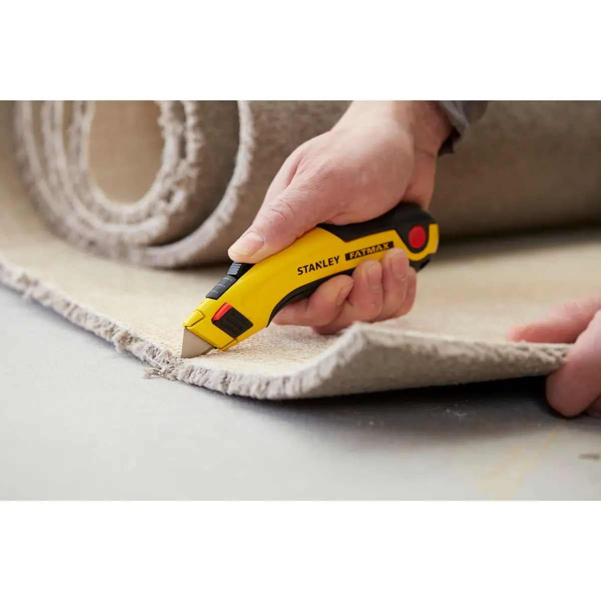 STANLEY FATMAX Universalmesser mit einziehbarer Klinge