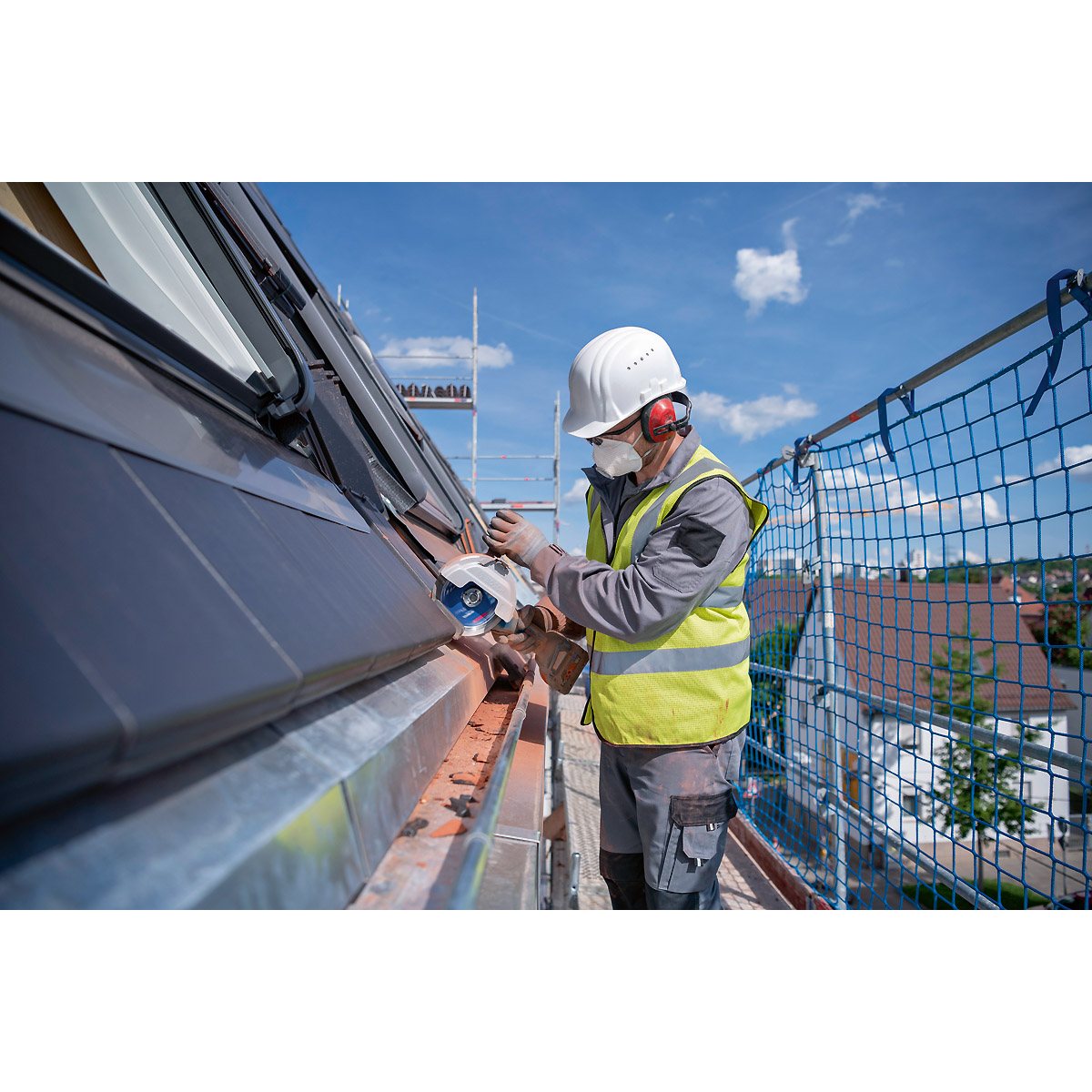 Bosch Akku-Winkelschleifer GWS 18V-180 PC