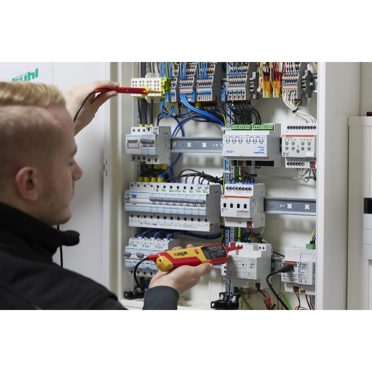 Wiha Spannungs- und Durchgangsprüfer eMobility 12 – 1.000 V AC, CAT IV mit 2x AAA-Batterien