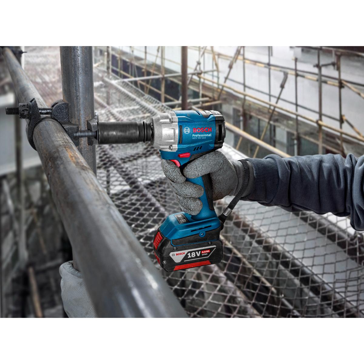 Bosch Akku-Drehschlagschrauber GDS 18V-350 in L-BOXX