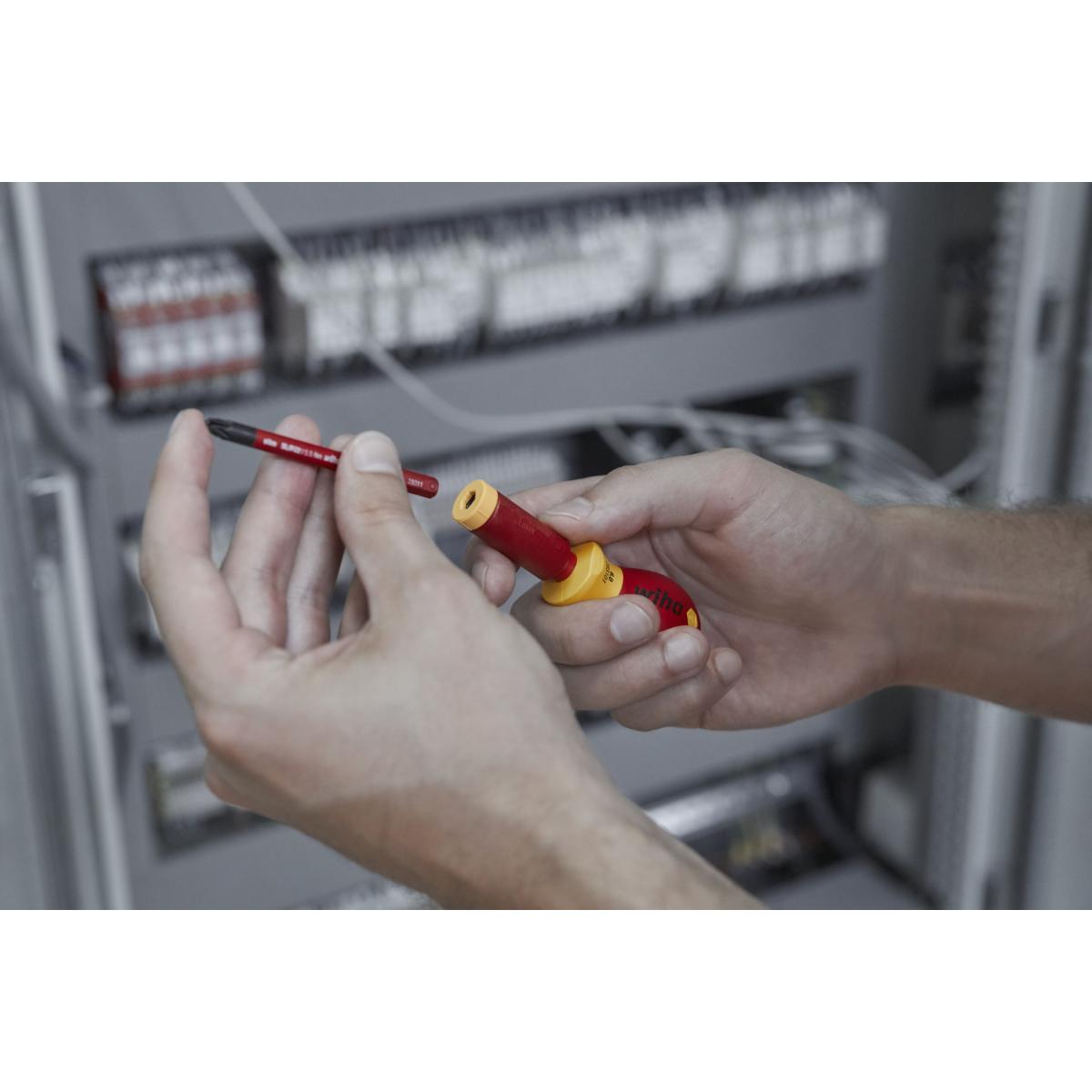 Wiha Schraubendreher mit Bithalter Set slimVario electric Stubby 4-teilges Set mit slimBits