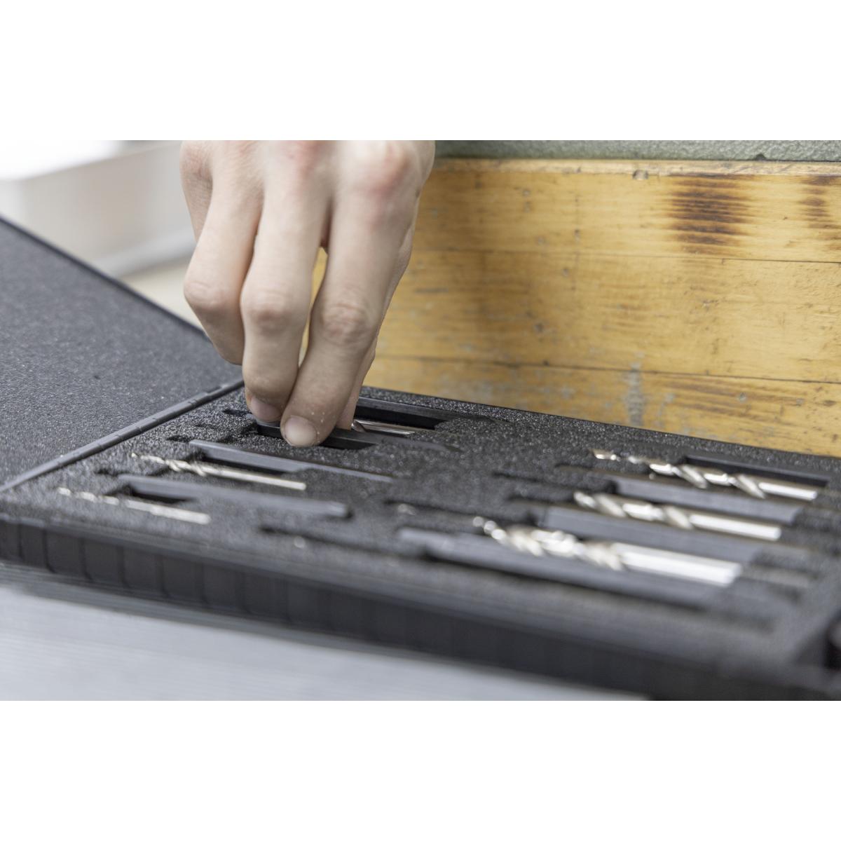 Wiha Schraubenausdreher Set Sechskant 17-teilges Set mit Spiralbohrer in Box