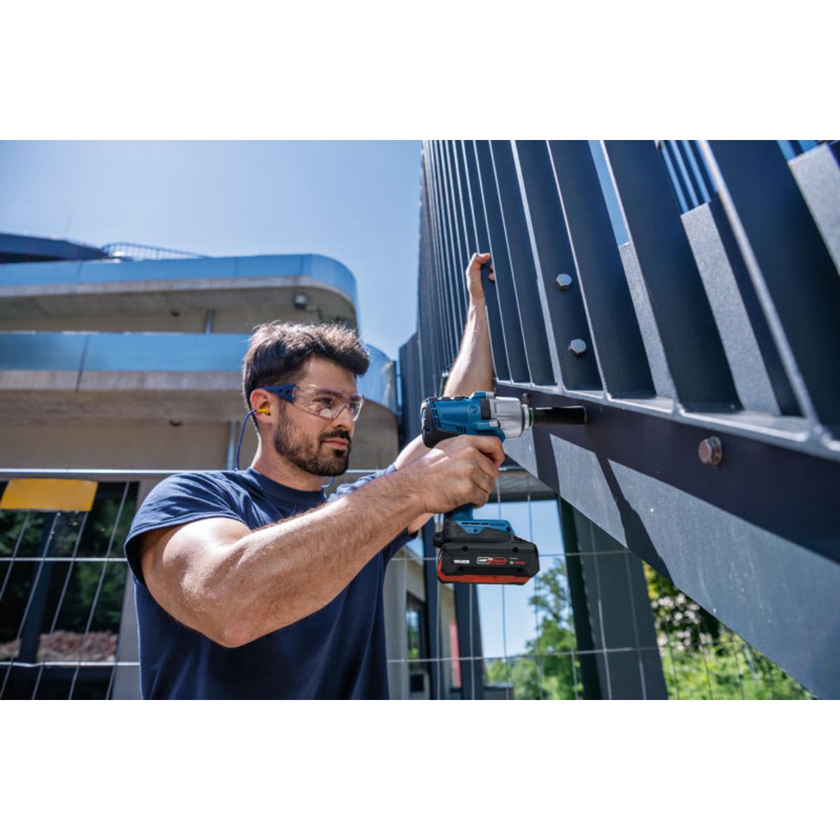 Bosch Akku-Drehschlagschrauber GDS18V-450H