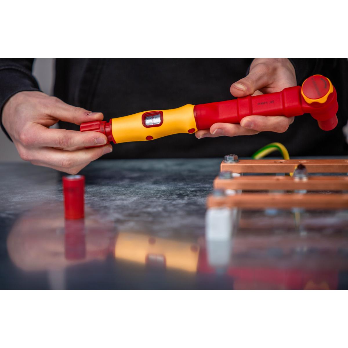 Wiha Drehmomentschlüssel electric 3/8 zoll für Steckschlüssel, variabel einstellbare Drehmomentbegrenzung