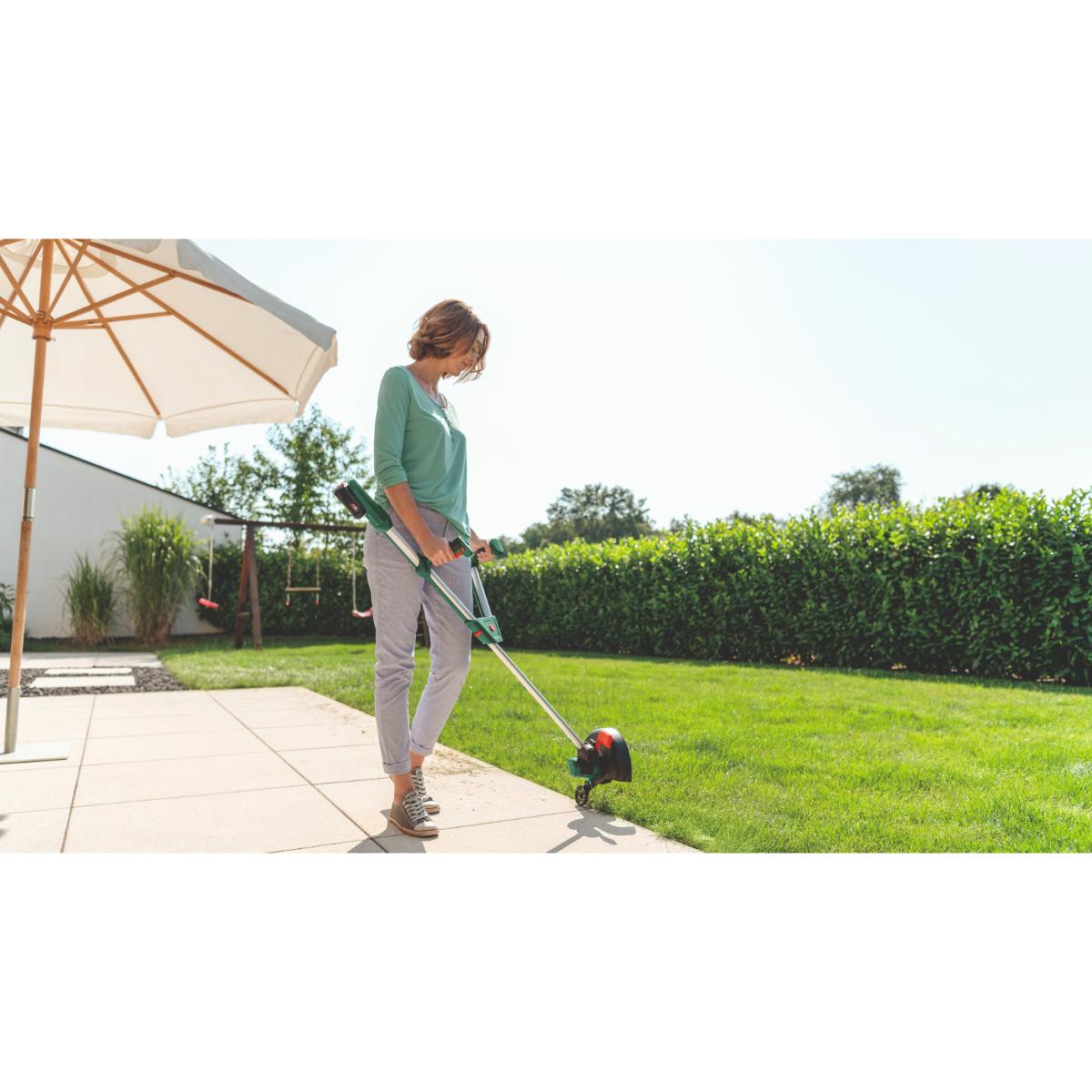 Bosch Akku-Rasentrimmer UniversalGrassCut 18V-26, 1 x Akku PBA 18V 2.5Ah