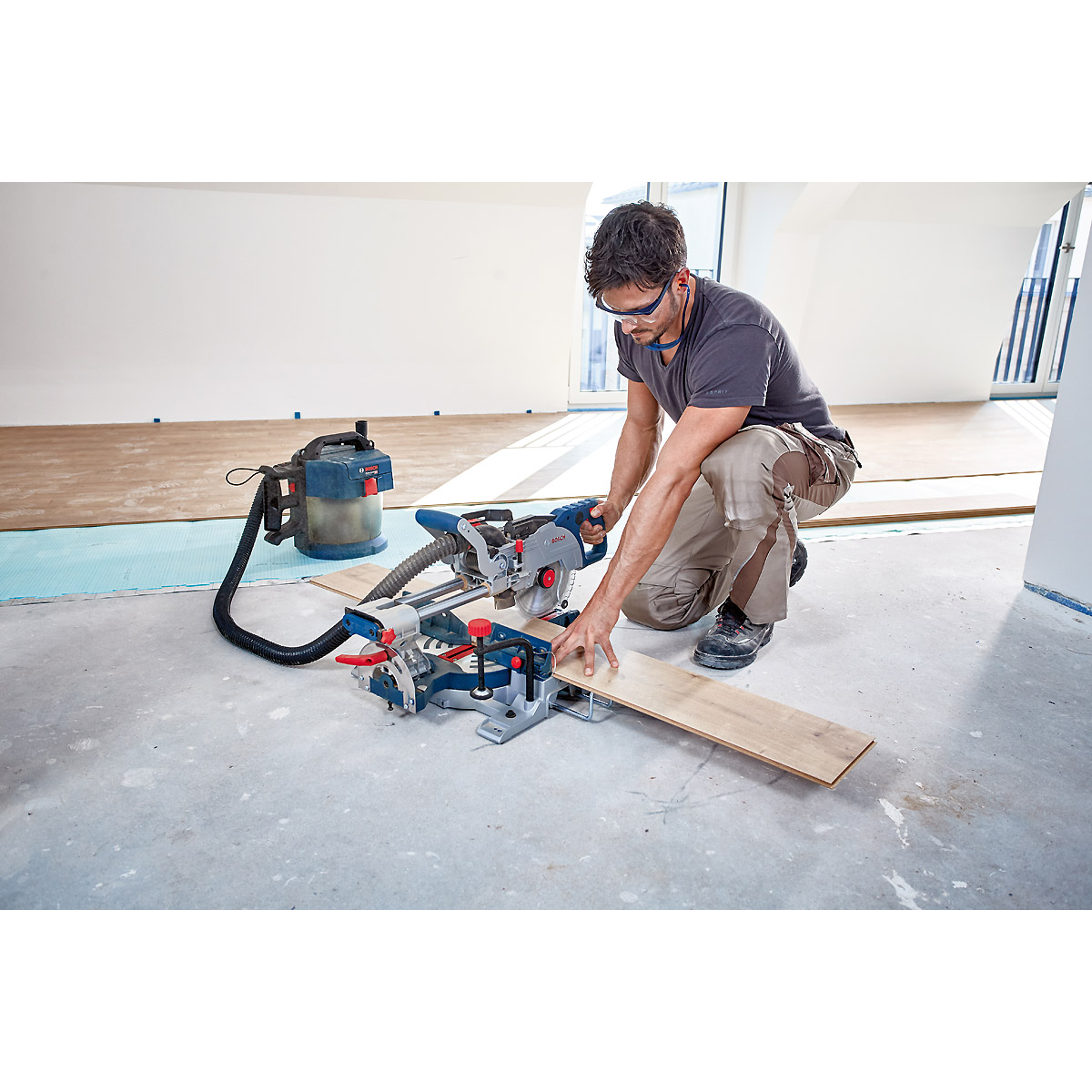 Bosch Akku-Kapp- und Gehrungssäge BITURBO GCM 18V-216, Solo Vers., o. Akku u. Ladege.