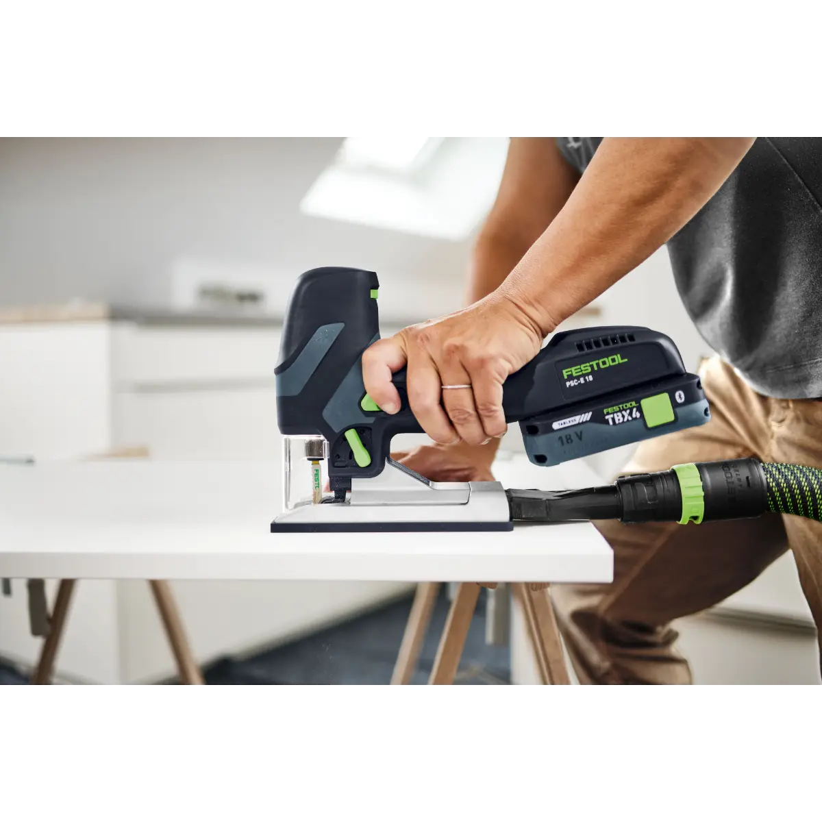 Festool Akku-Pendelstichsäge CARVEX PSC-E 18 EB-Basic