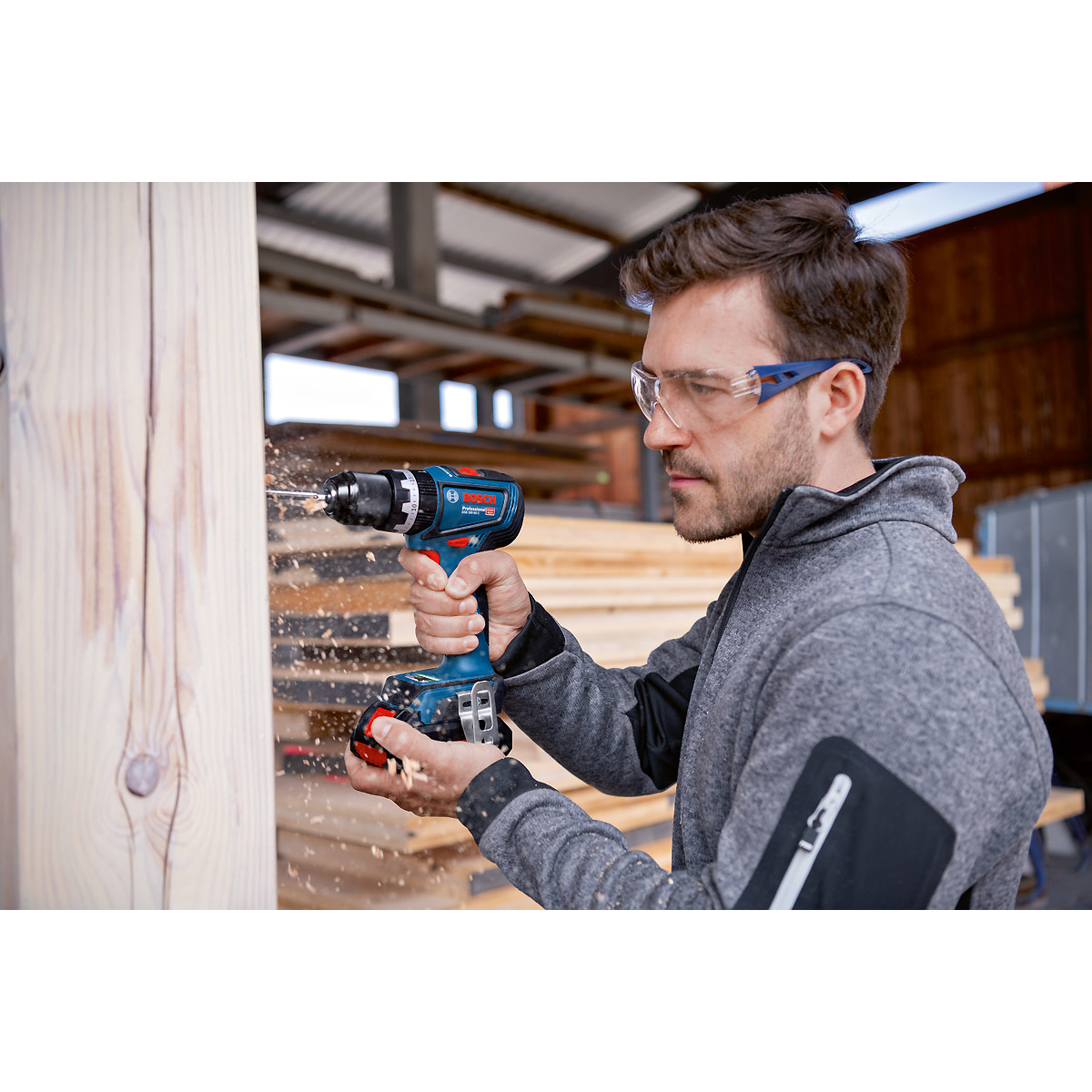 Bosch Schlagbohrschrauber GSB 18V-90C in L-BOXX 136 mit 2 x Li-Ion-Akku 4,0 Ah, Schnellladegerät