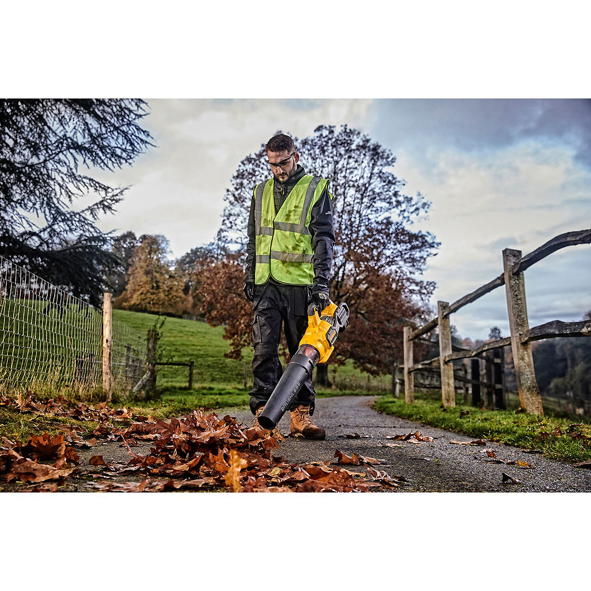 DCMBA572N-XJDE DCMBA572N-XJDE