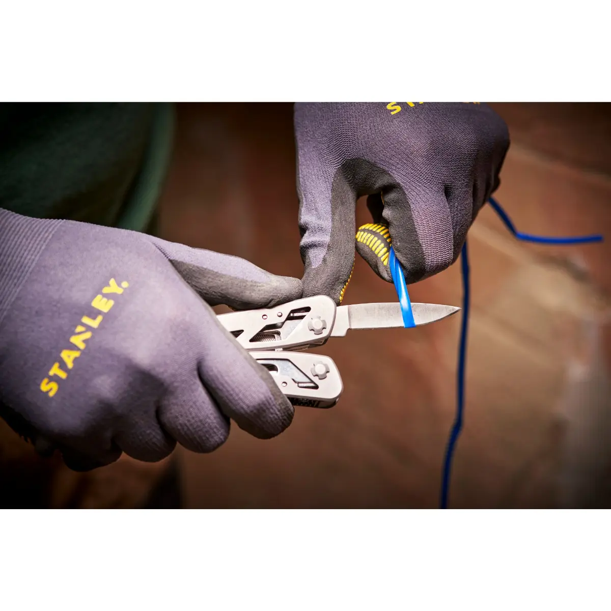 STANLEY Multifunktionswerkzeug 12-in-1 m. Tasche Rostfreier Stahl