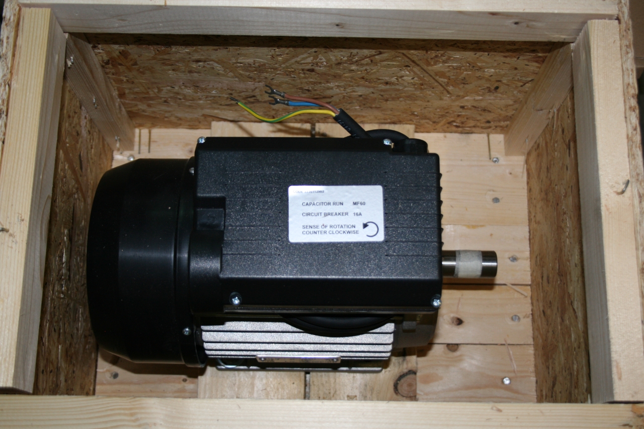 ELMAG E-Motor 2,2KW/3 PS, 2800 U/min, W.: 24mm