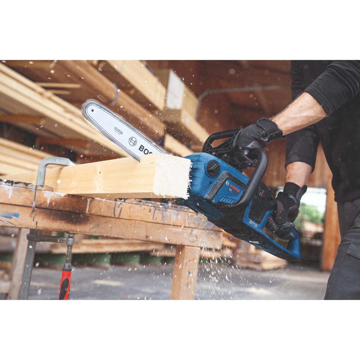 Bosch Akku-Kettensäge GKE18V-30