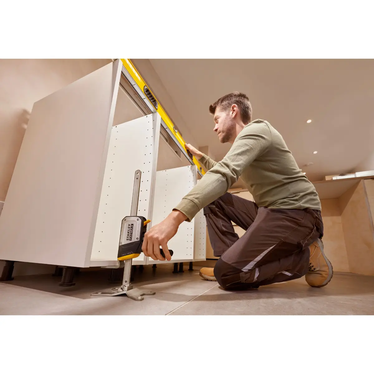 STANLEY Tradelift Universal Einhand-Montagewerkzeug zum Heben und Spannen (einzeln)