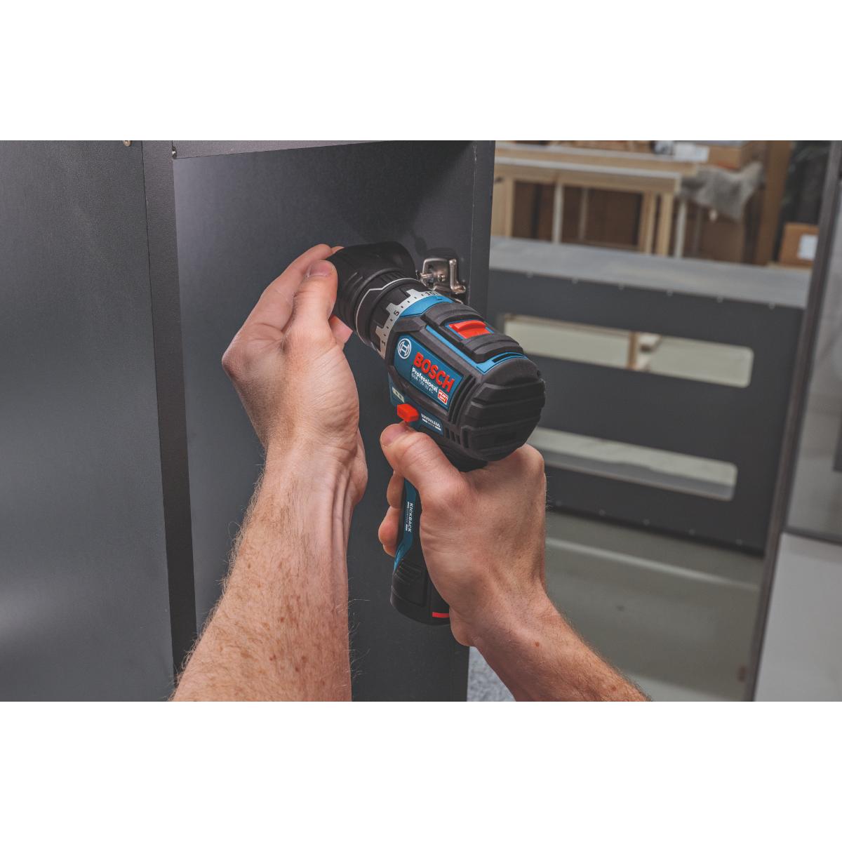 Bosch Schrauber GSR 12V-32 FC, 2x GBA 12V 2.0Ah, Aufs., Zusatzhandgriff, Tiefenanschlag,L-BOXX