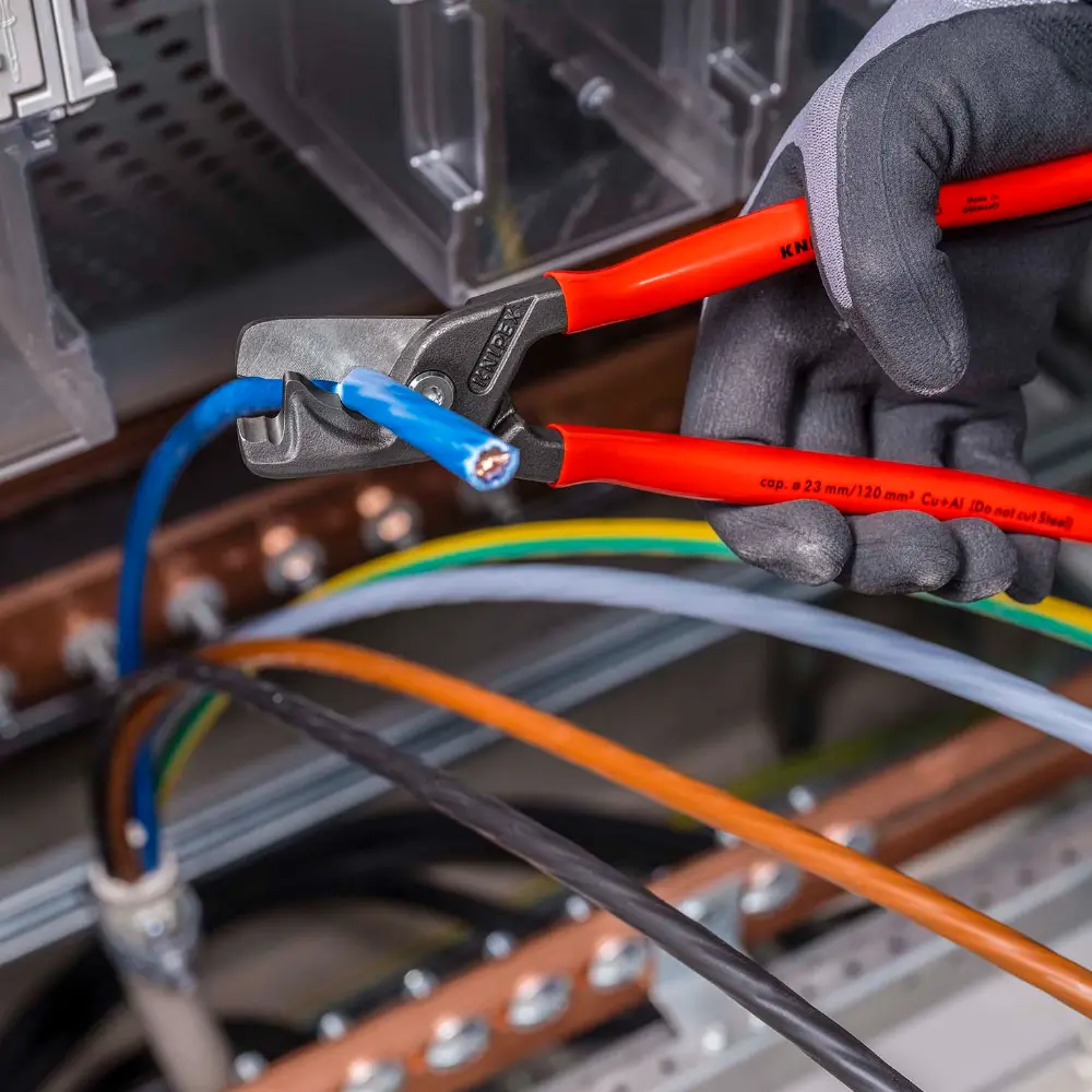 KNIPEX StepCut XL Kabelschere mit Stufenschnitt mit Kunststoff überzogen brüniert 225 mm